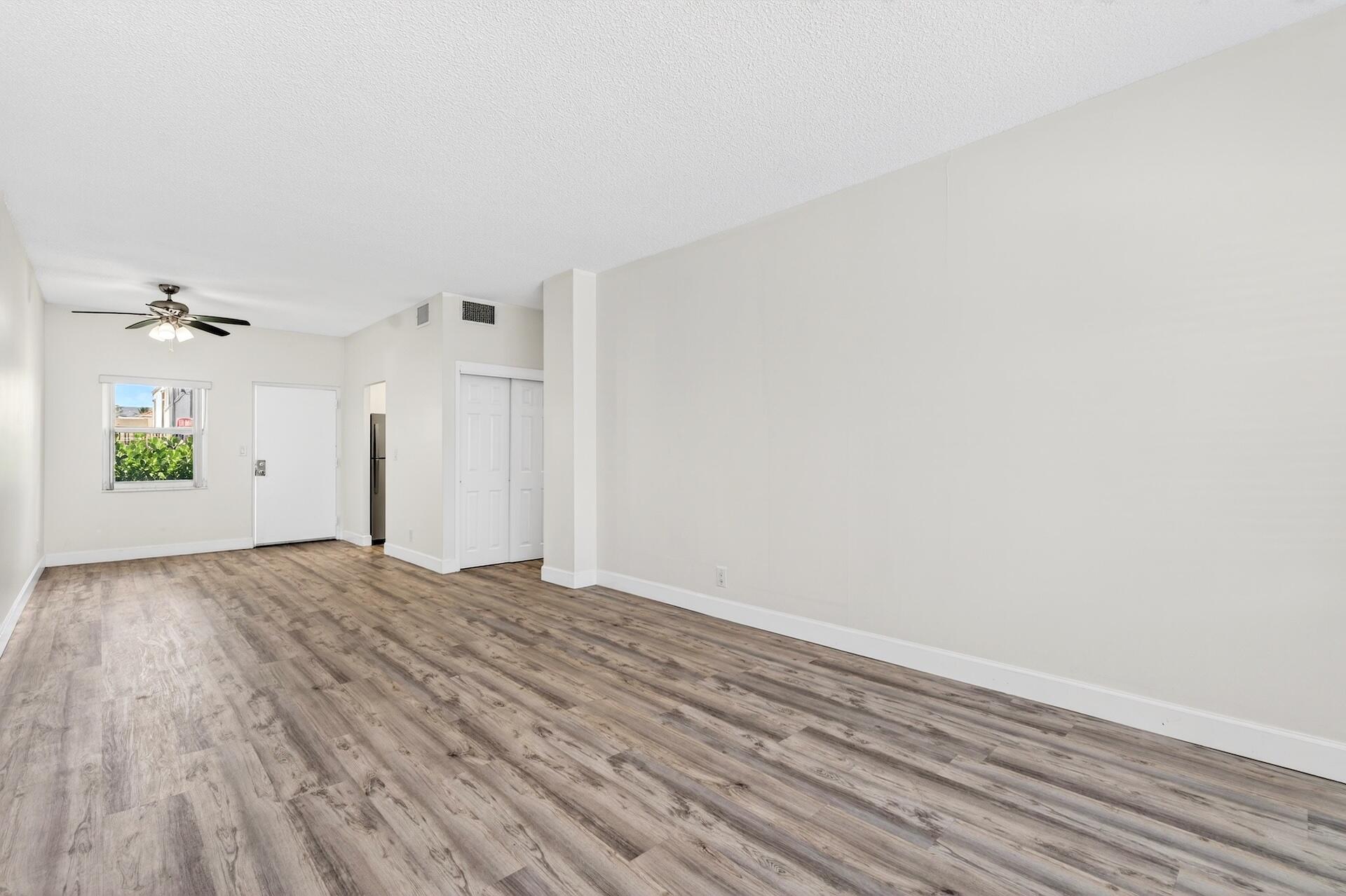 HORIZON HOUSE CONDO - Residential