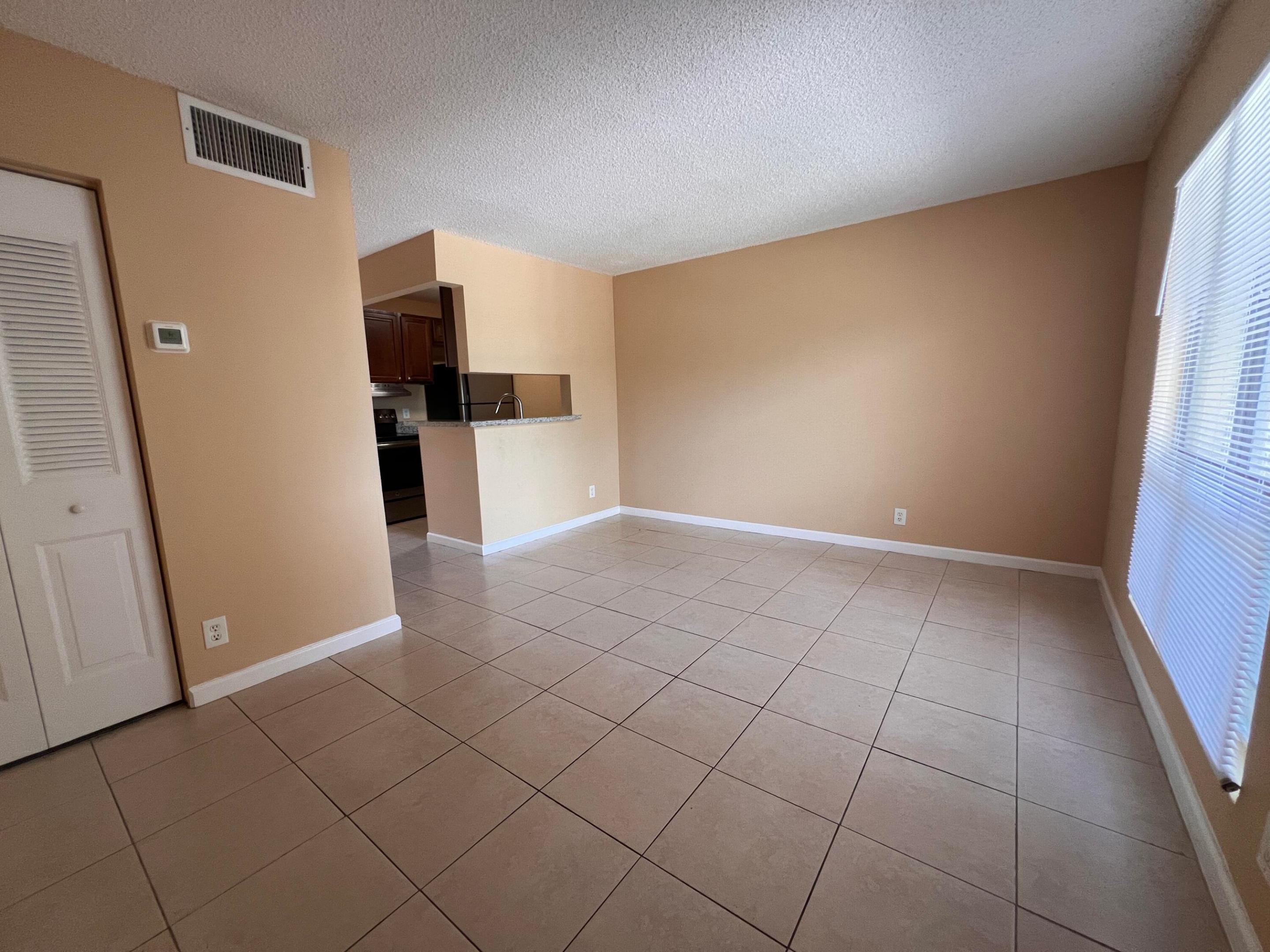 CROSS CREEK CONDO - Residential Lease