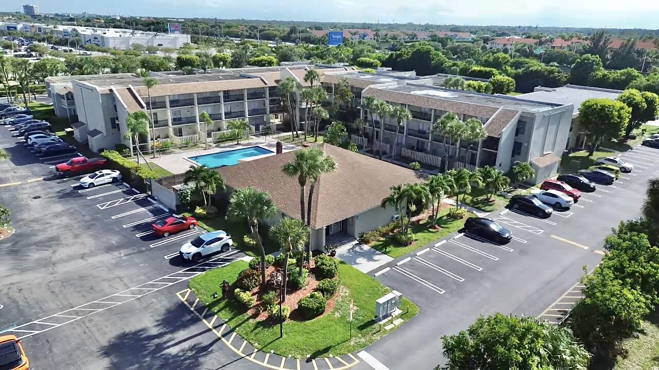 CROSS CREEK CONDO - Residential Lease