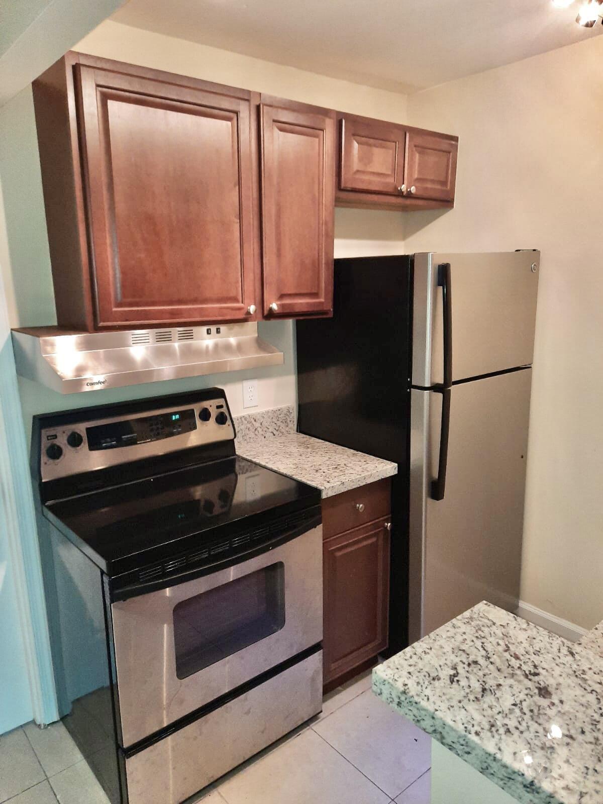 CROSS CREEK CONDO - Residential Lease