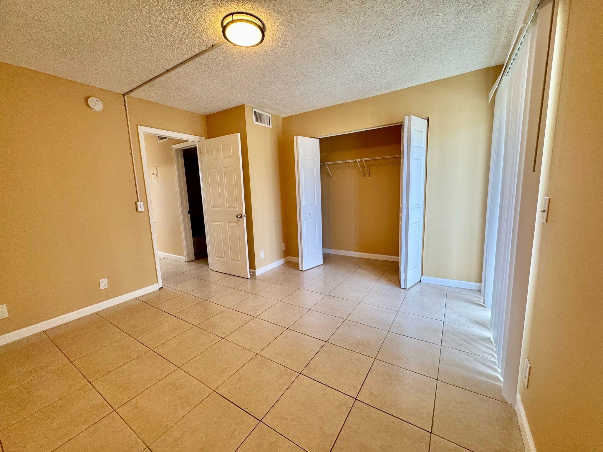 CROSS CREEK CONDO - Residential Lease