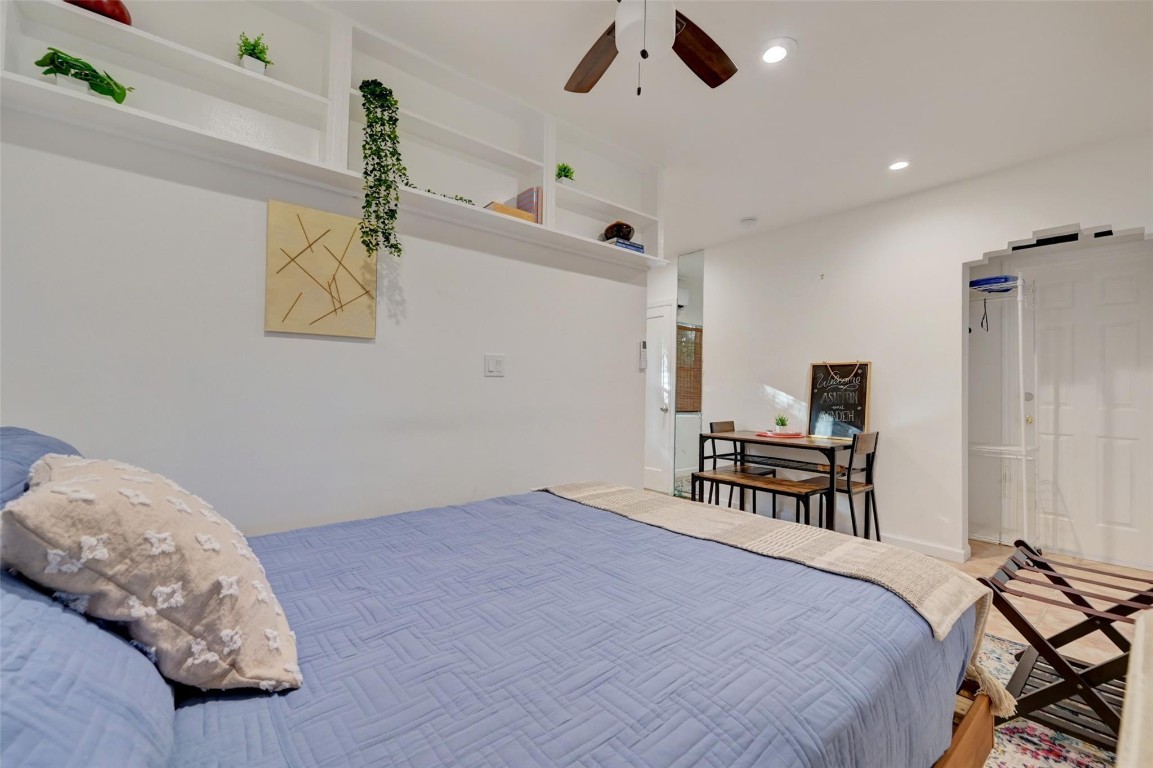 Ocean Vue 3-34 B - Residential Income