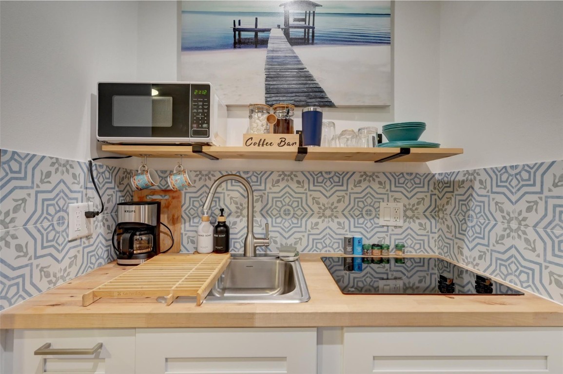 Ocean Vue 3-34 B - Residential Income