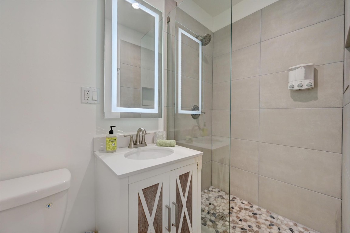 Ocean Vue 3-34 B - Residential Income