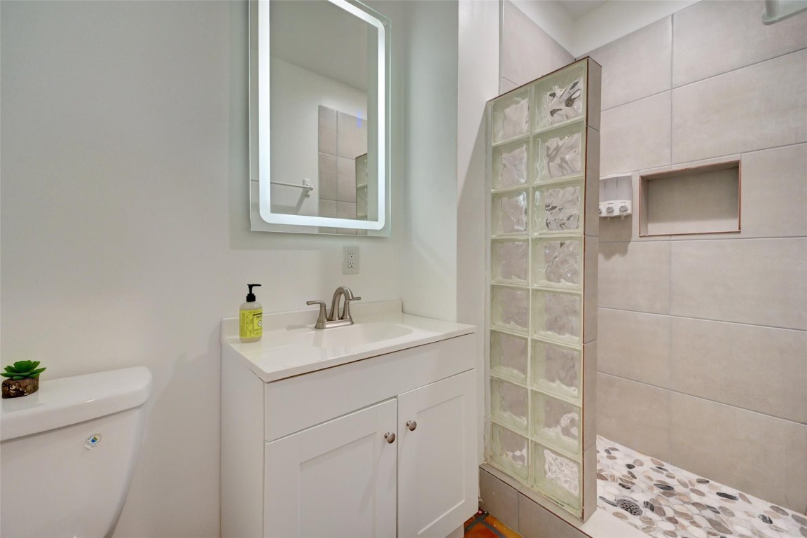 Ocean Vue 3-34 B - Residential Income