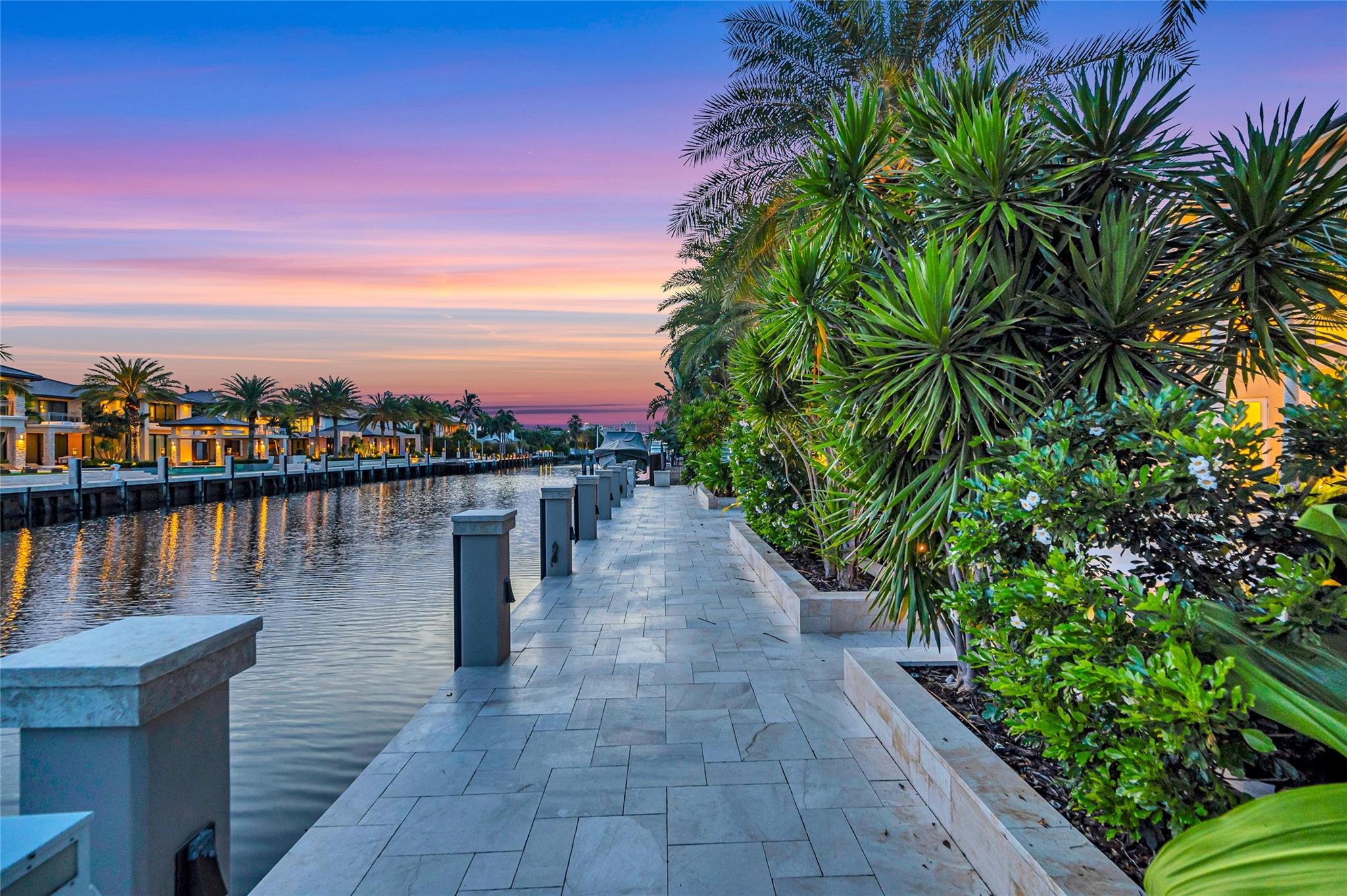 ISLA BAHIA - Residential