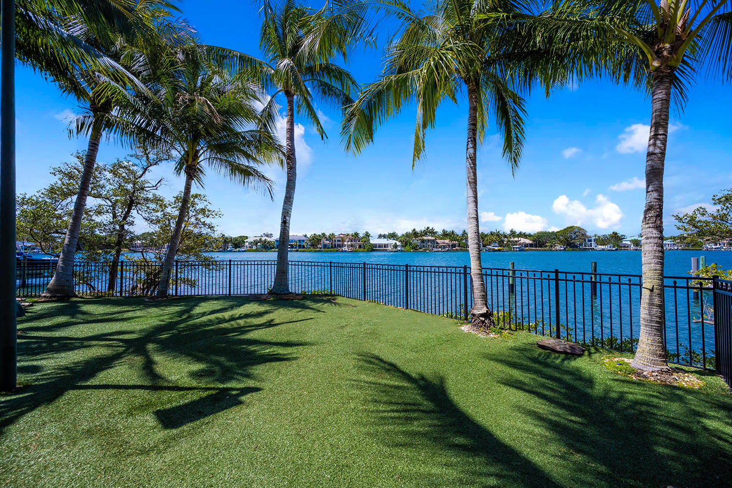 RIVERSIDE ON THE LOXAHATCHEE - Residential