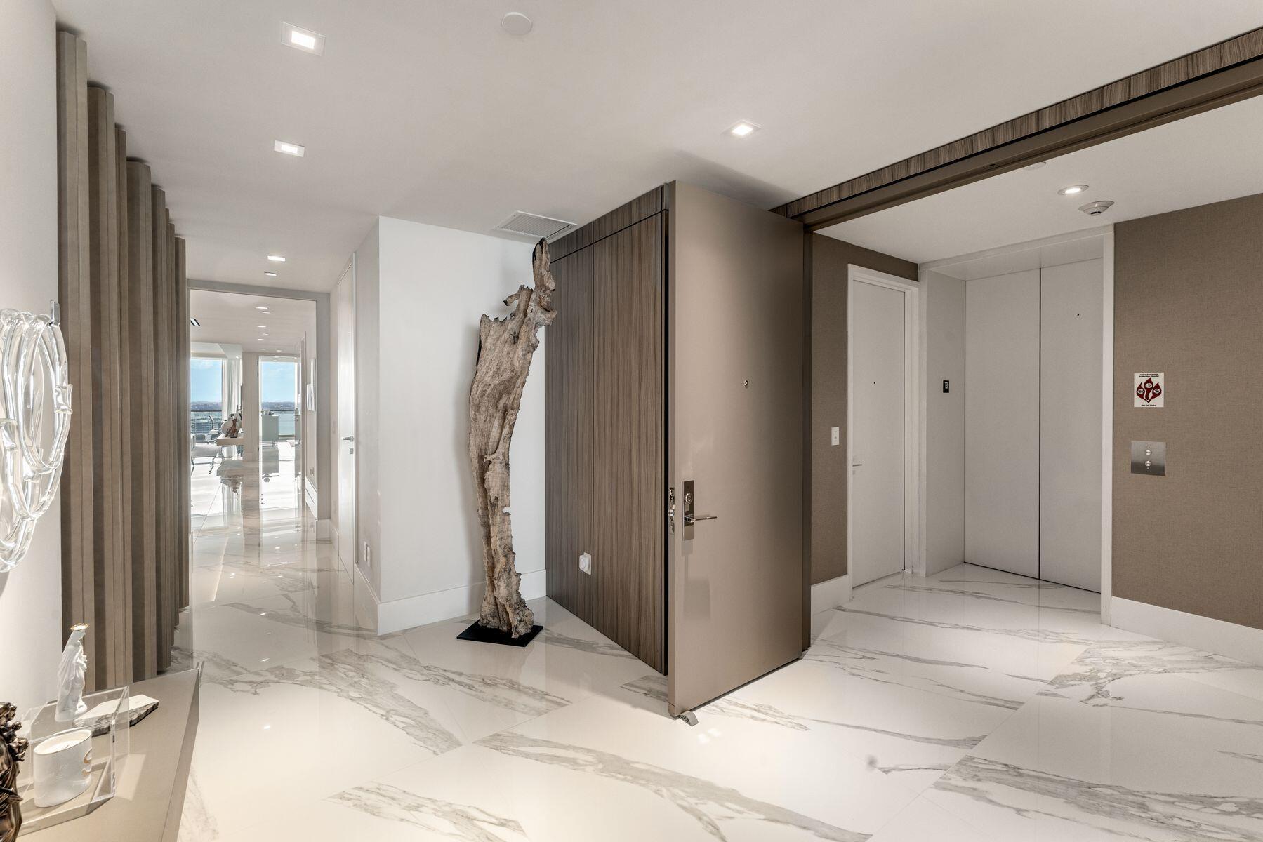 OCEANA BAL HARBOUR CONDO - Residential