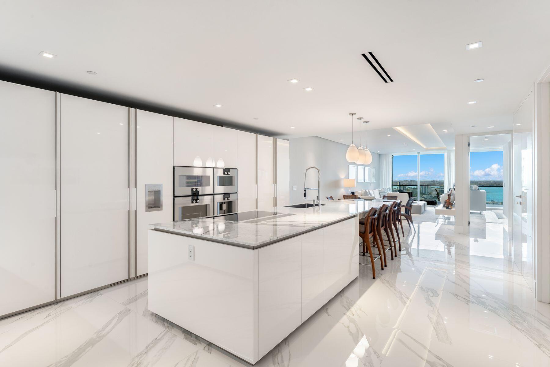 OCEANA BAL HARBOUR CONDO - Residential