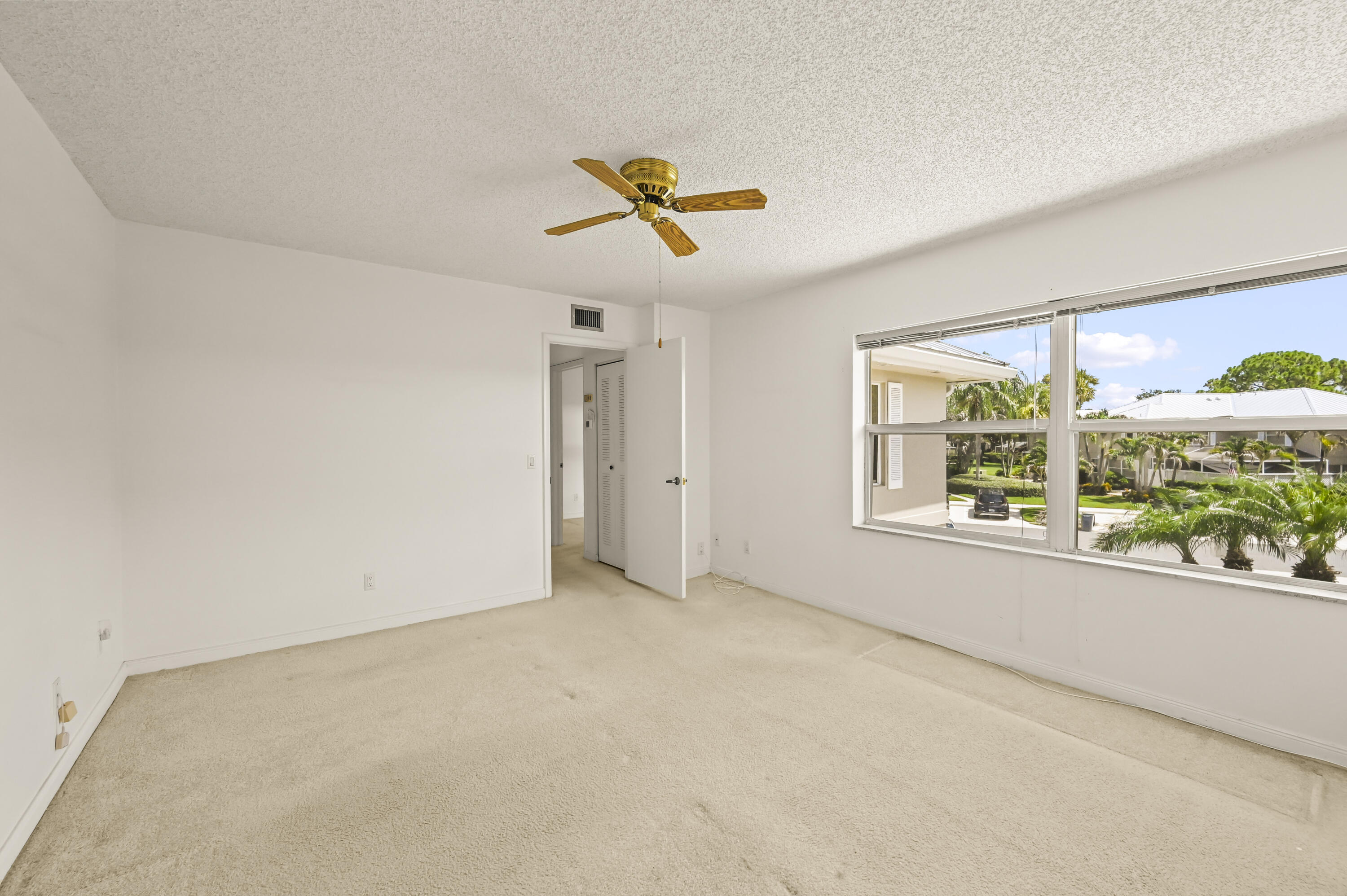 THE MEADOWS AT MARTIN DOWNS - Residential
