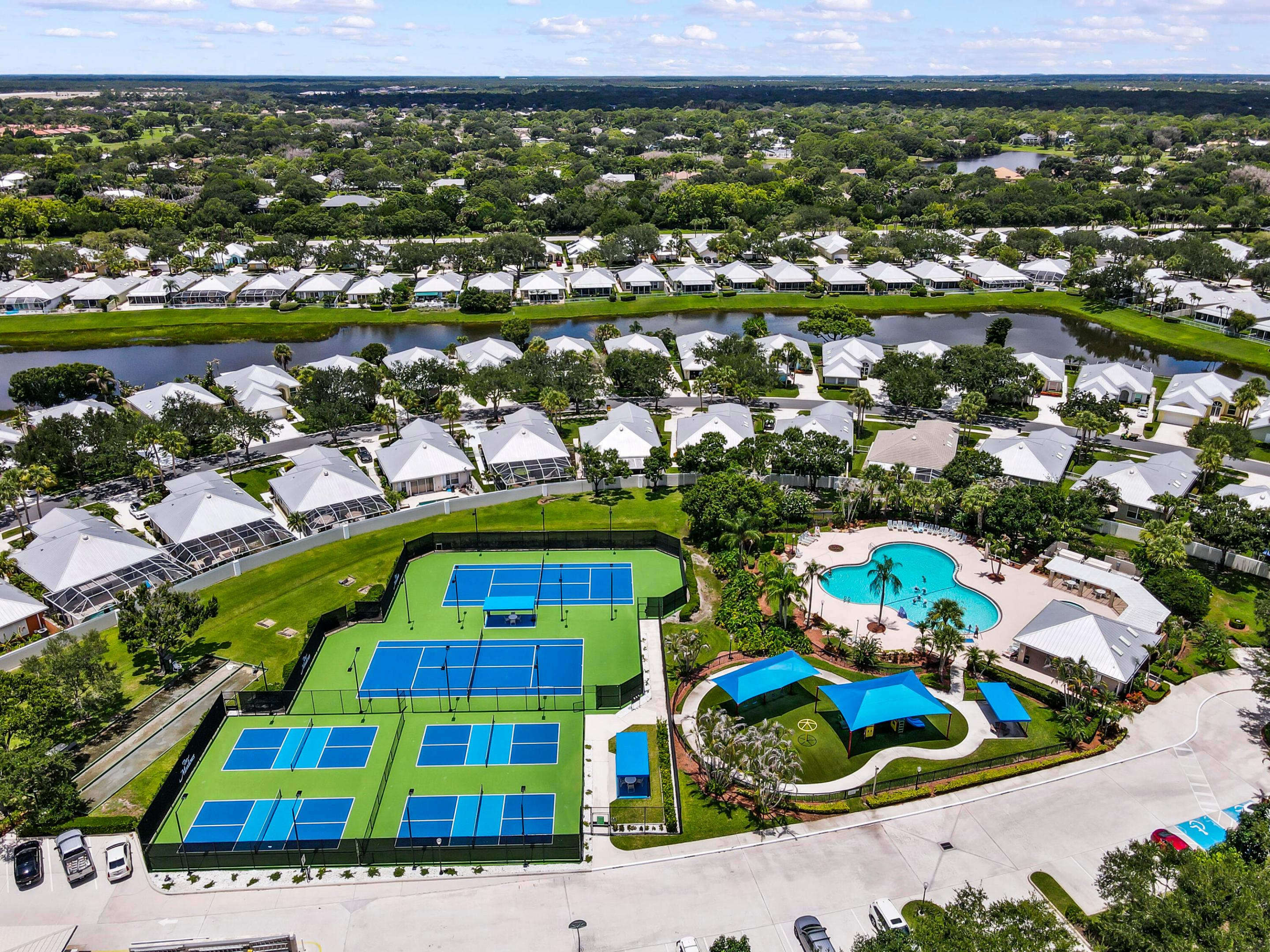 THE MEADOWS AT MARTIN DOWNS - Residential