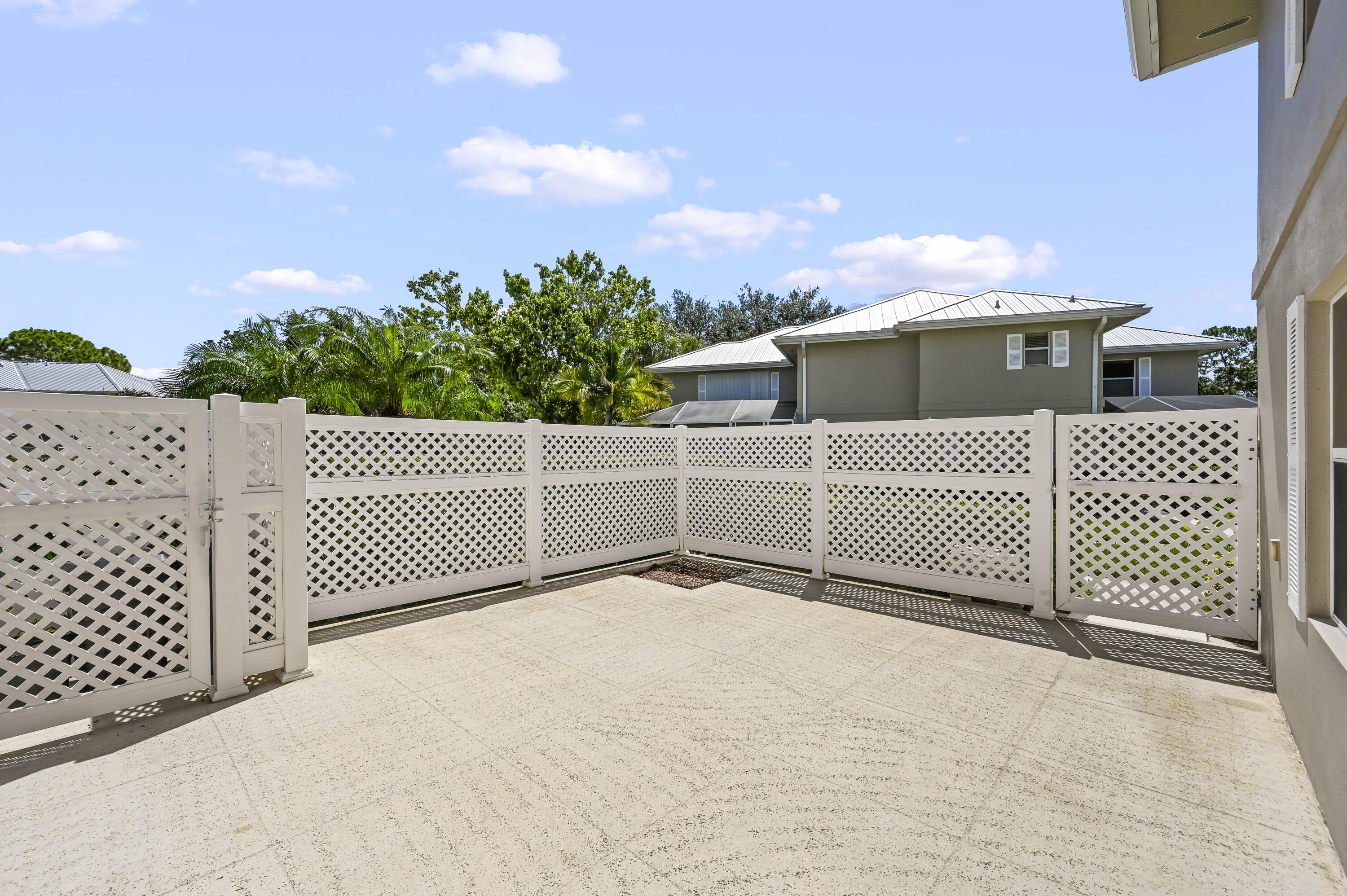 THE MEADOWS AT MARTIN DOWNS - Residential