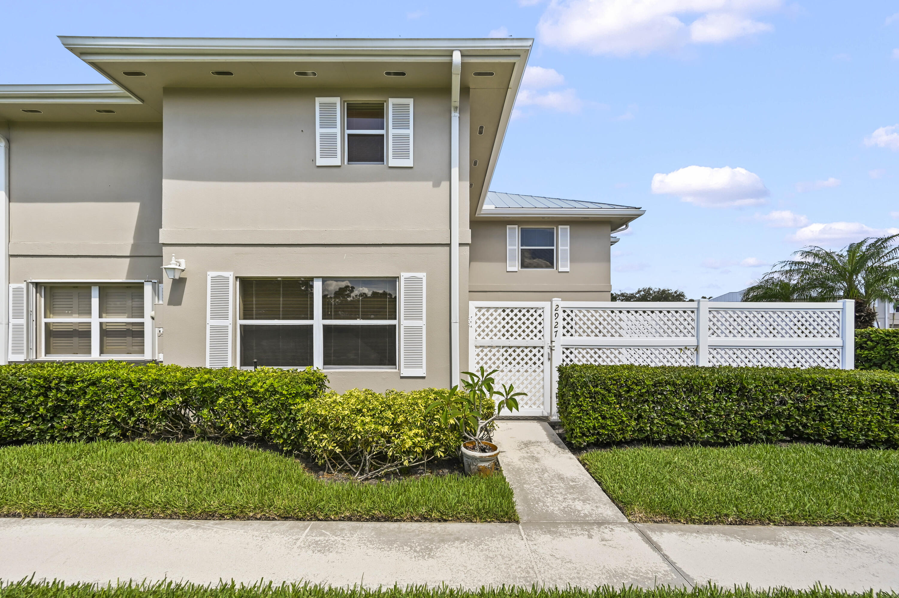 THE MEADOWS AT MARTIN DOWNS - Residential