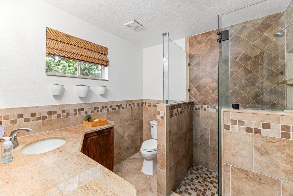 LOXAHATCHEE GROVES - Residential