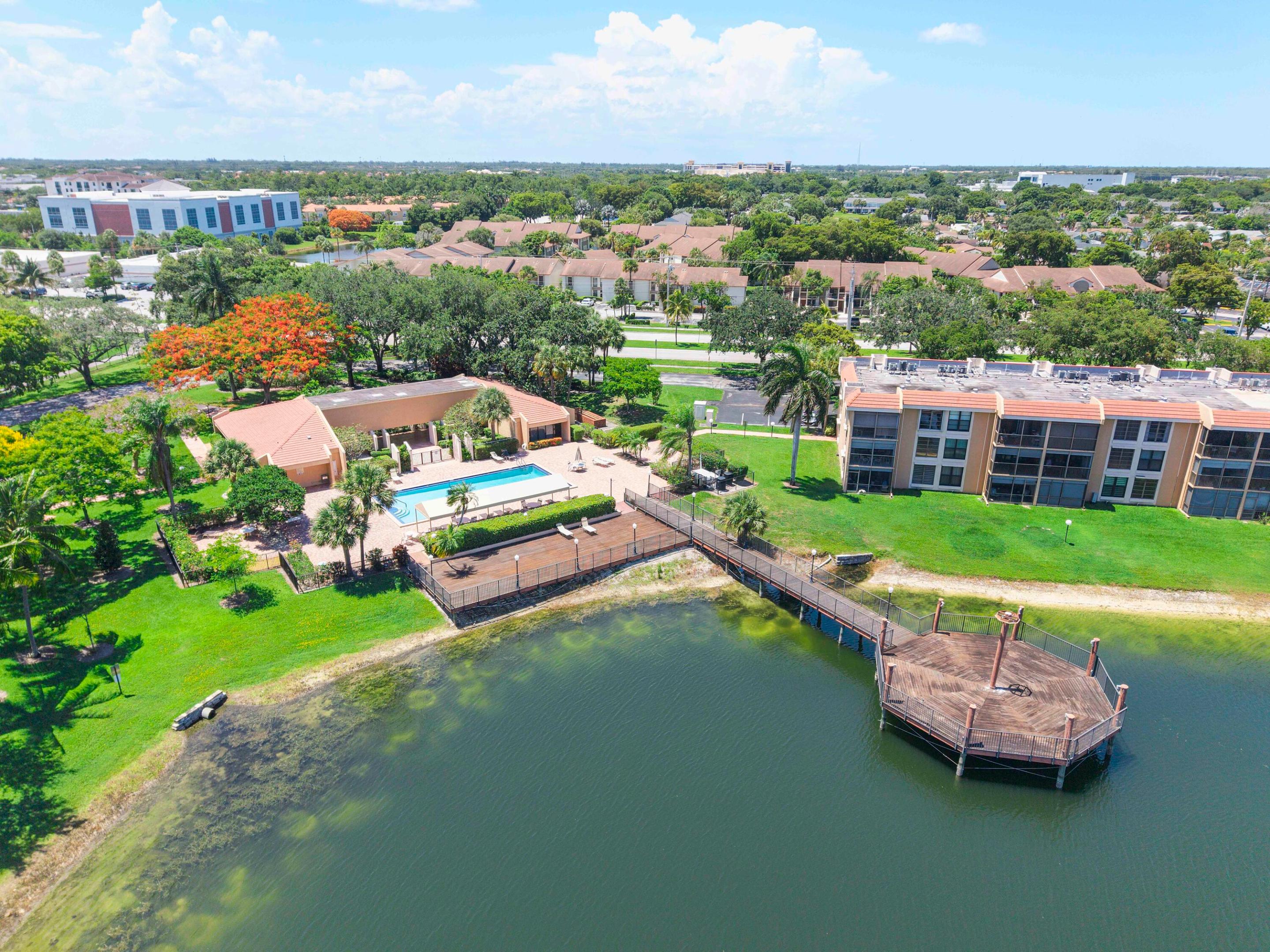 CORAL GATE III CONDO - Residential