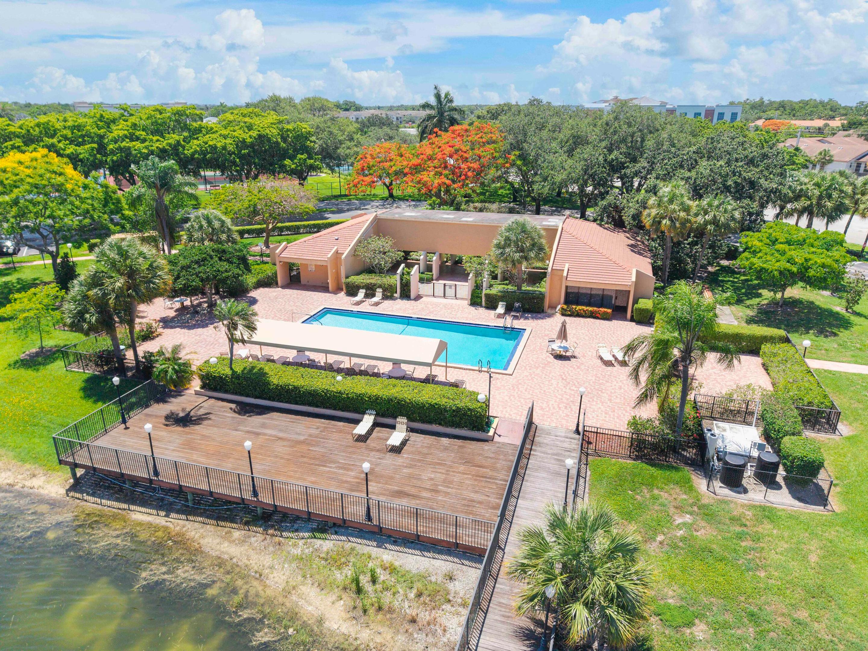 CORAL GATE III CONDO - Residential