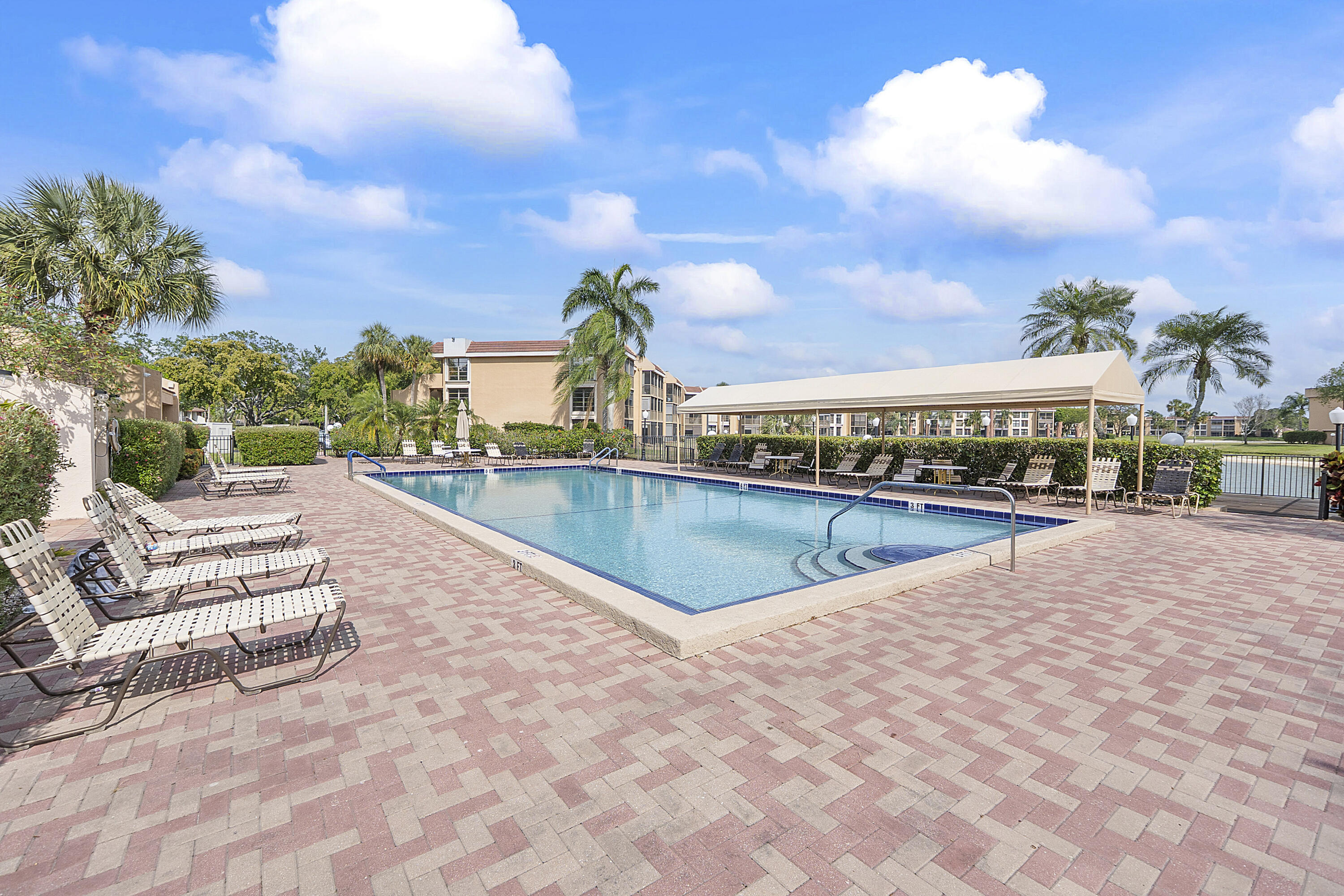 CORAL GATE III CONDO - Residential