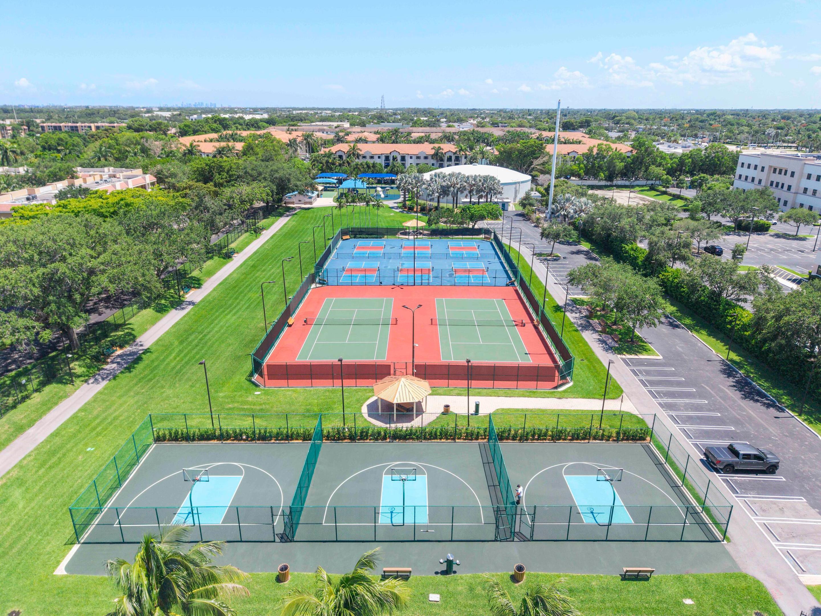 CORAL GATE III CONDO - Residential