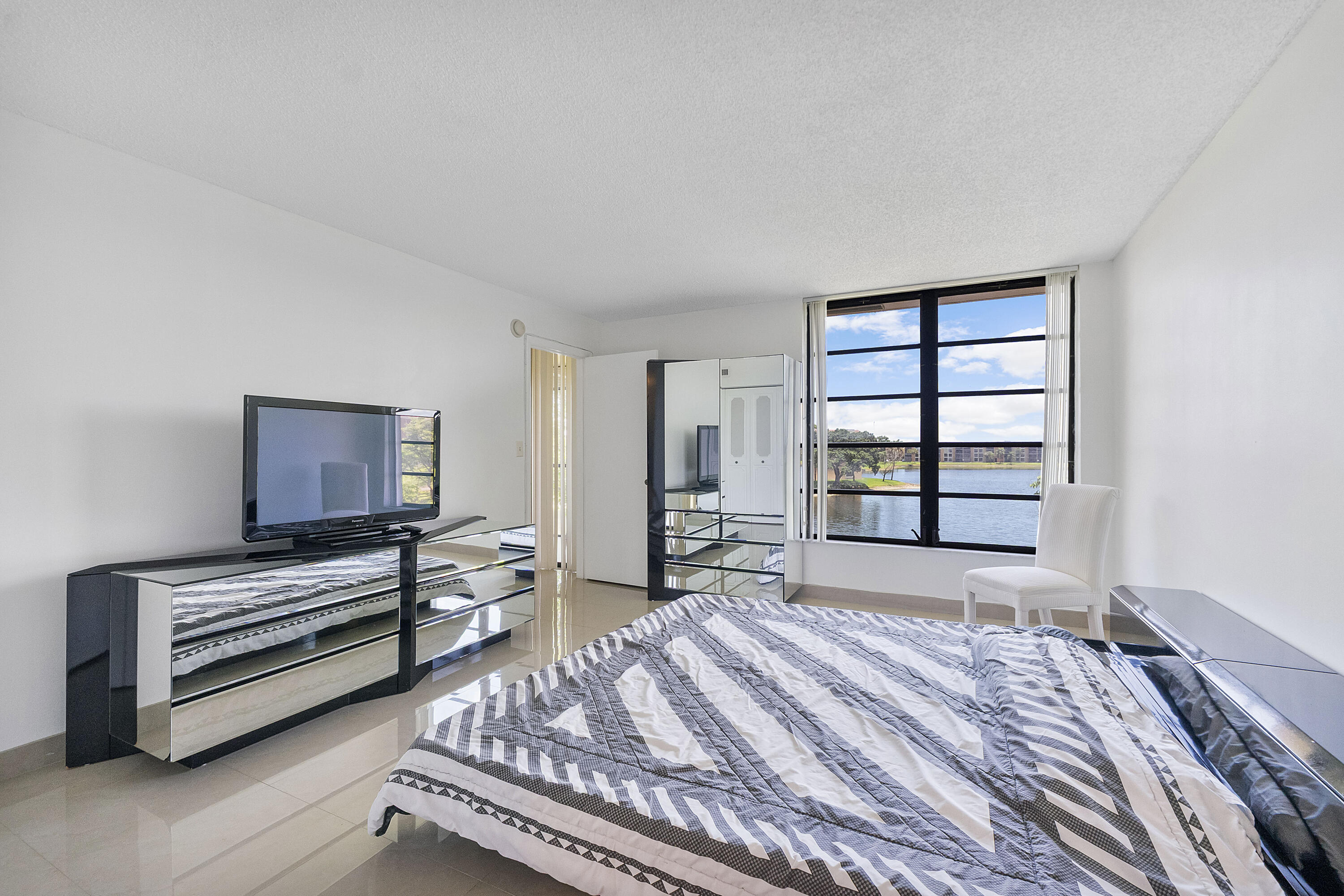 CORAL GATE III CONDO - Residential