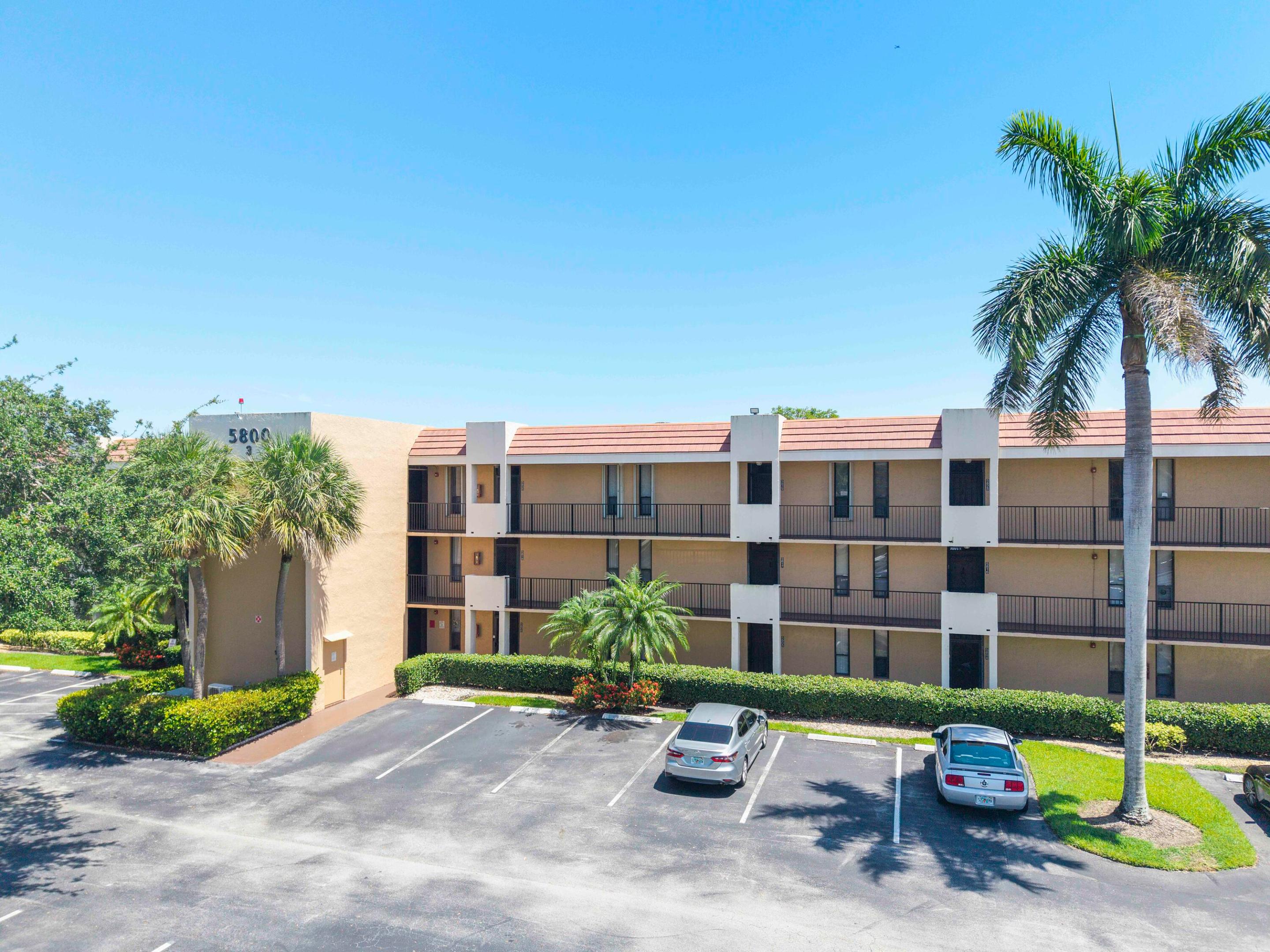 CORAL GATE III CONDO - Residential