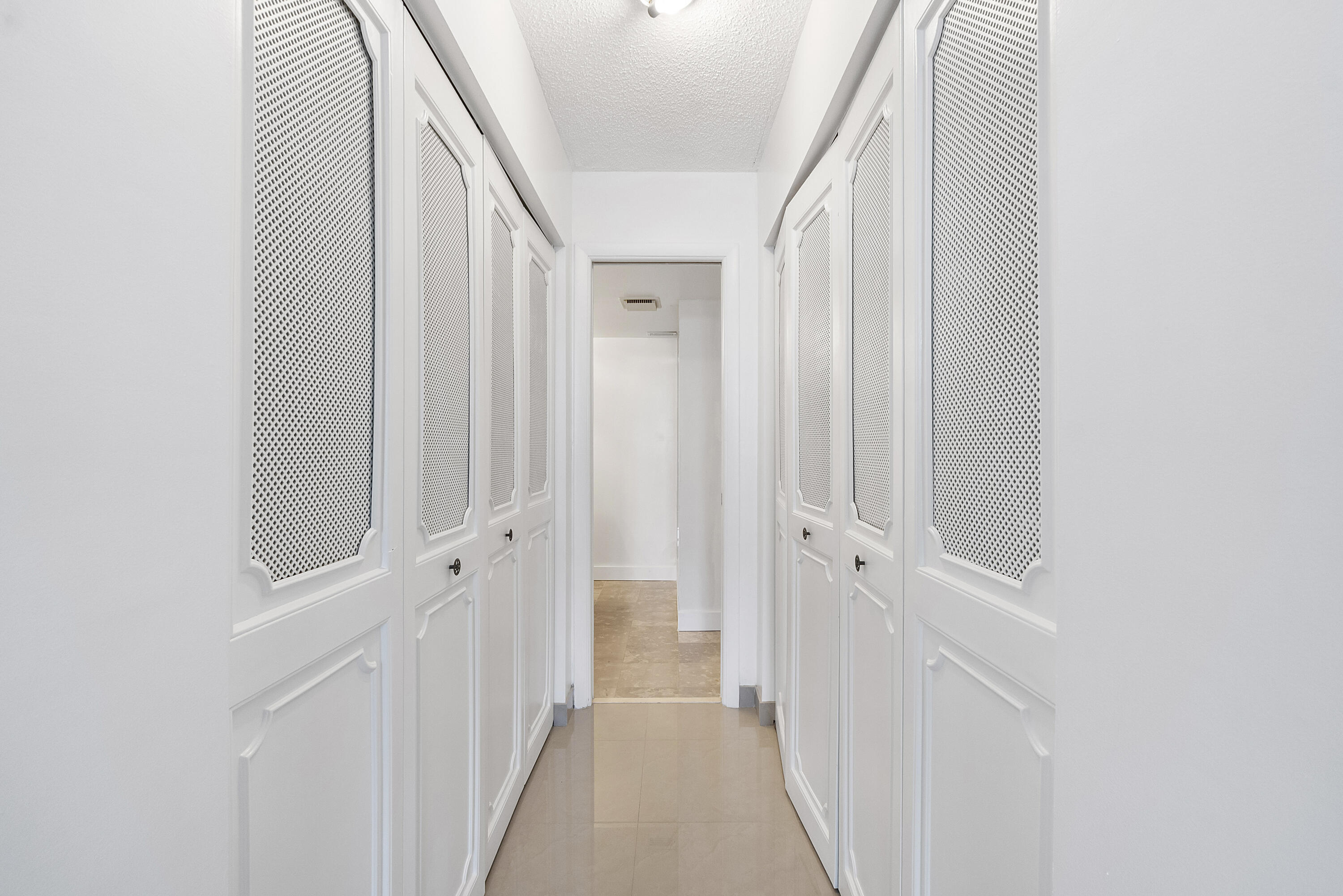 CORAL GATE III CONDO - Residential