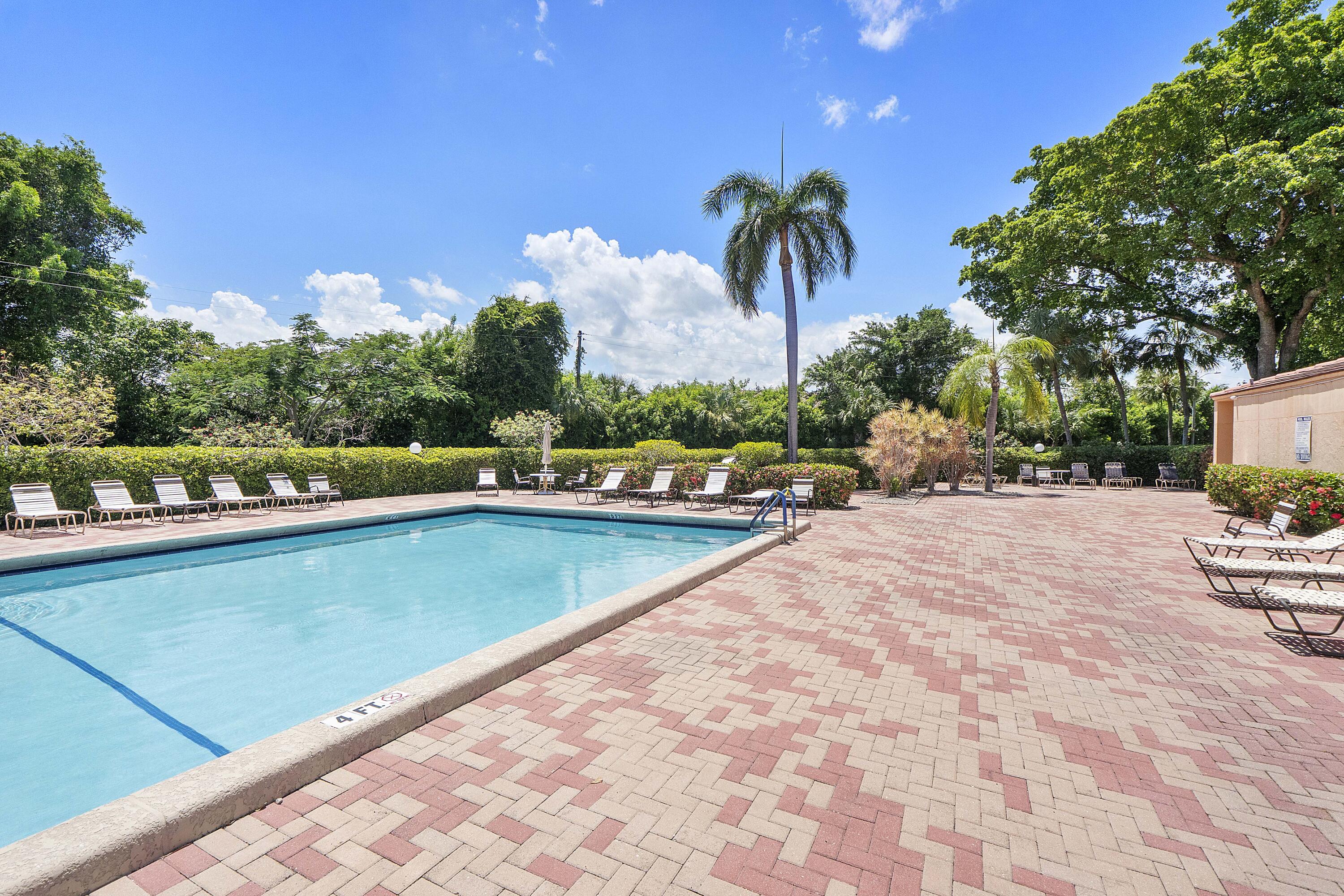 CORAL GATE III CONDO - Residential