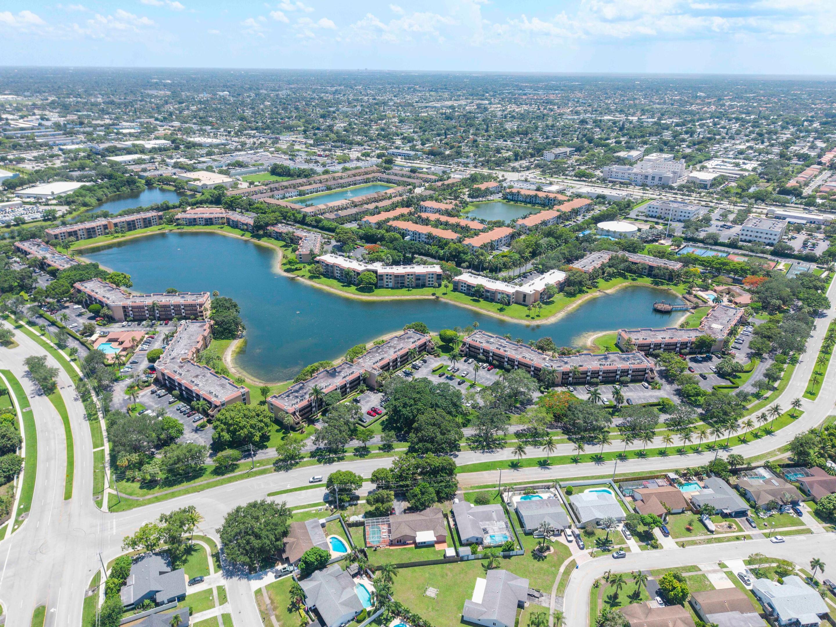 CORAL GATE III CONDO - Residential