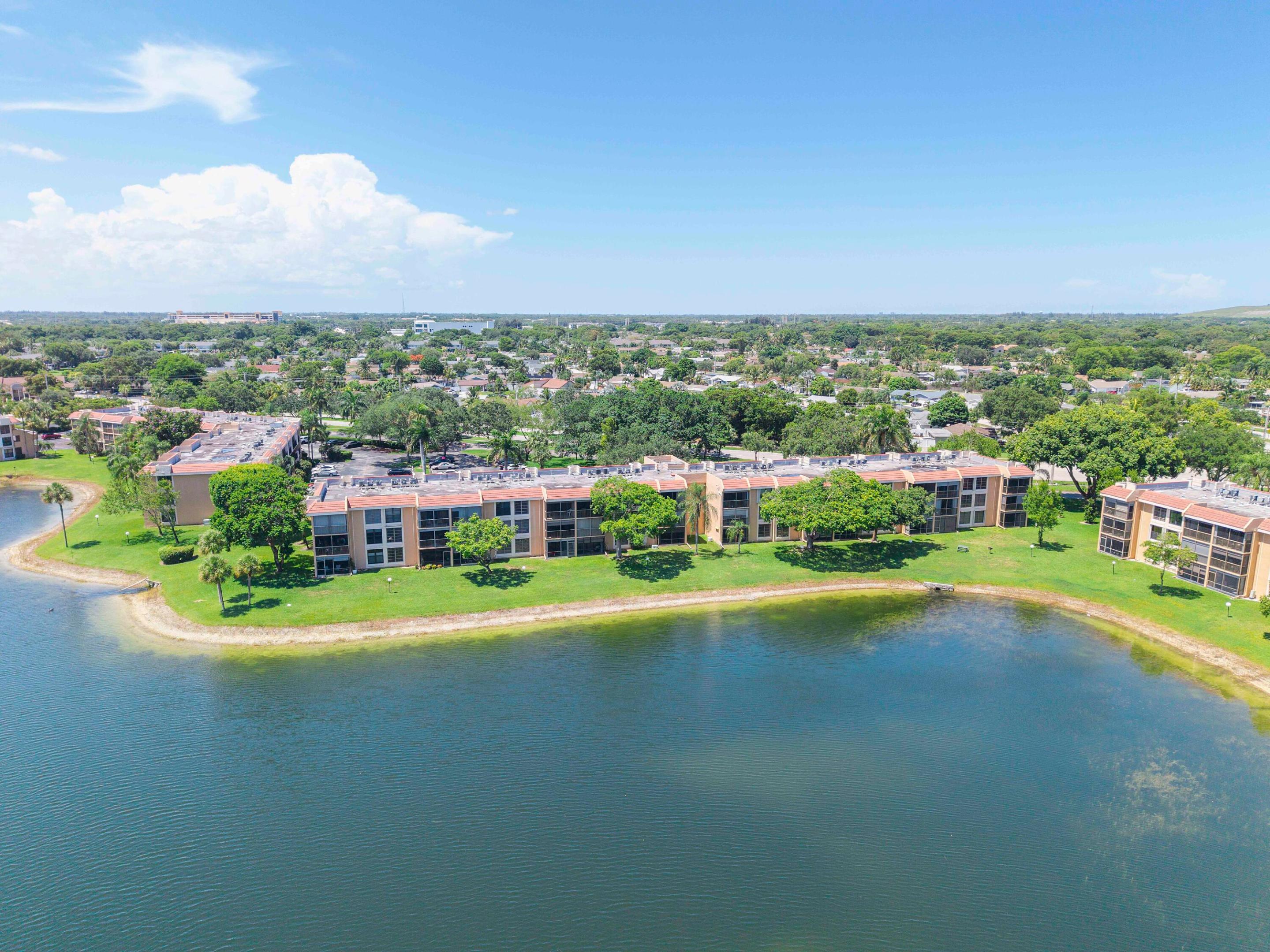 CORAL GATE III CONDO - Residential
