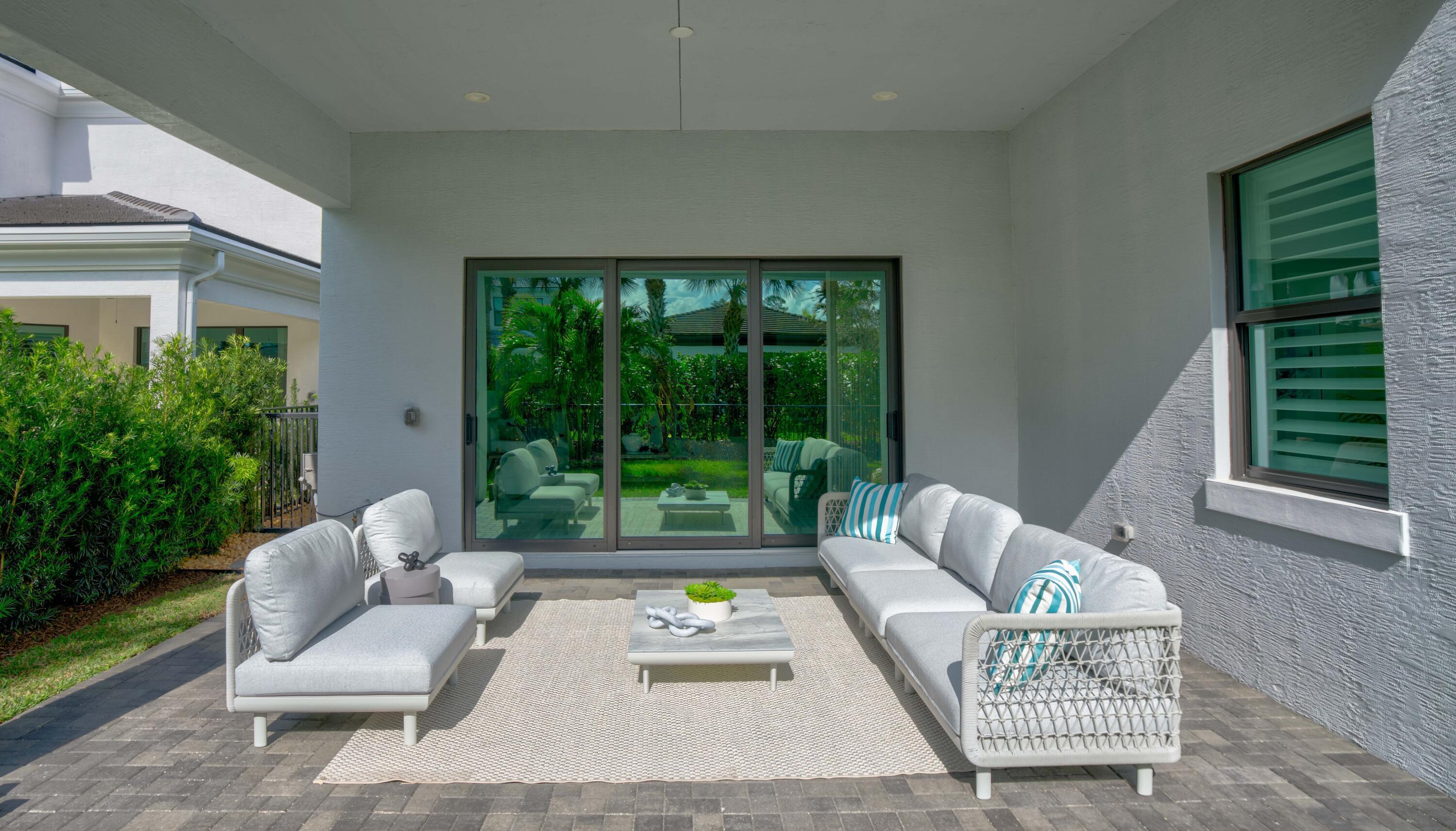 ARTISTRY - Residential Lease
