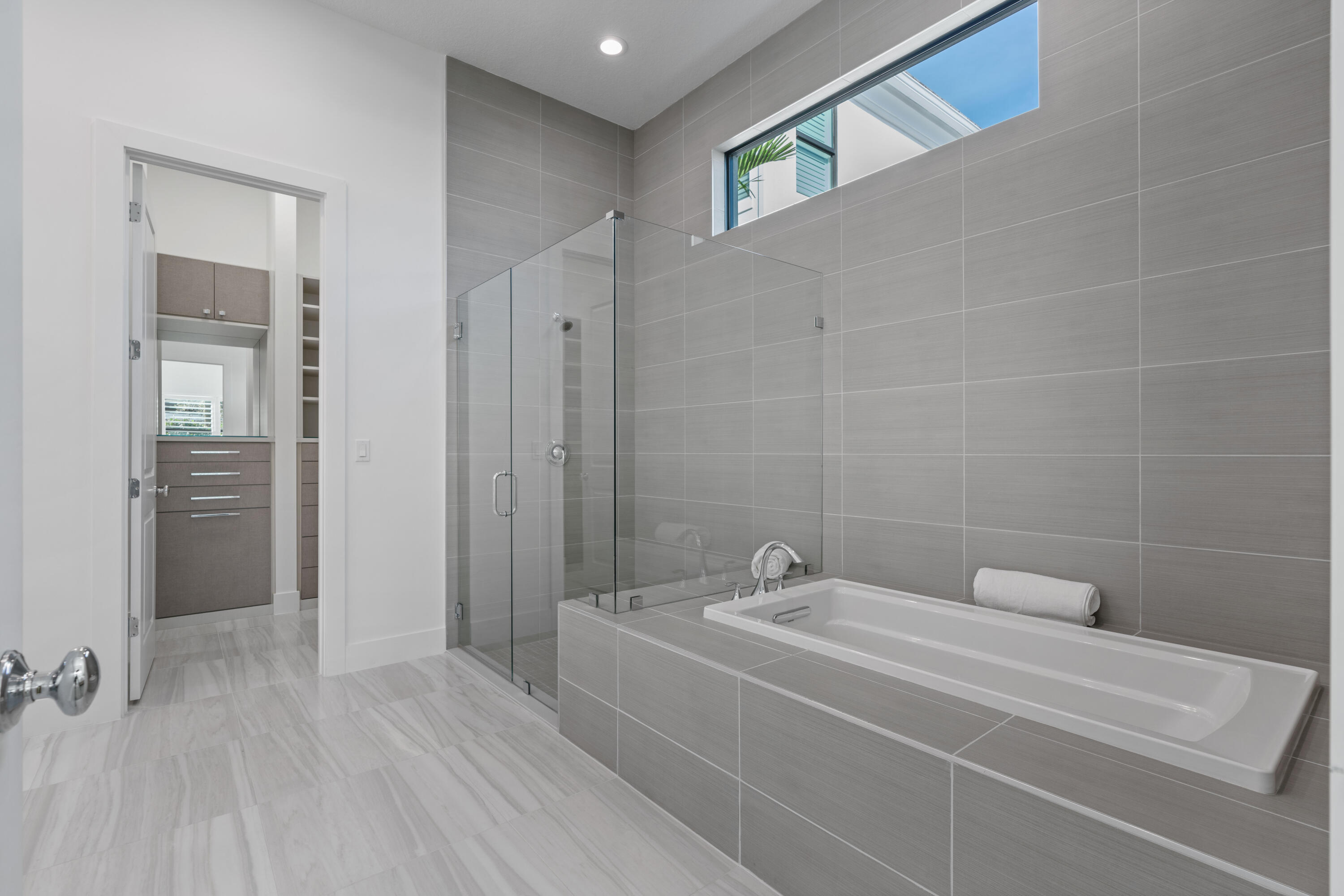 ARTISTRY - Residential Lease