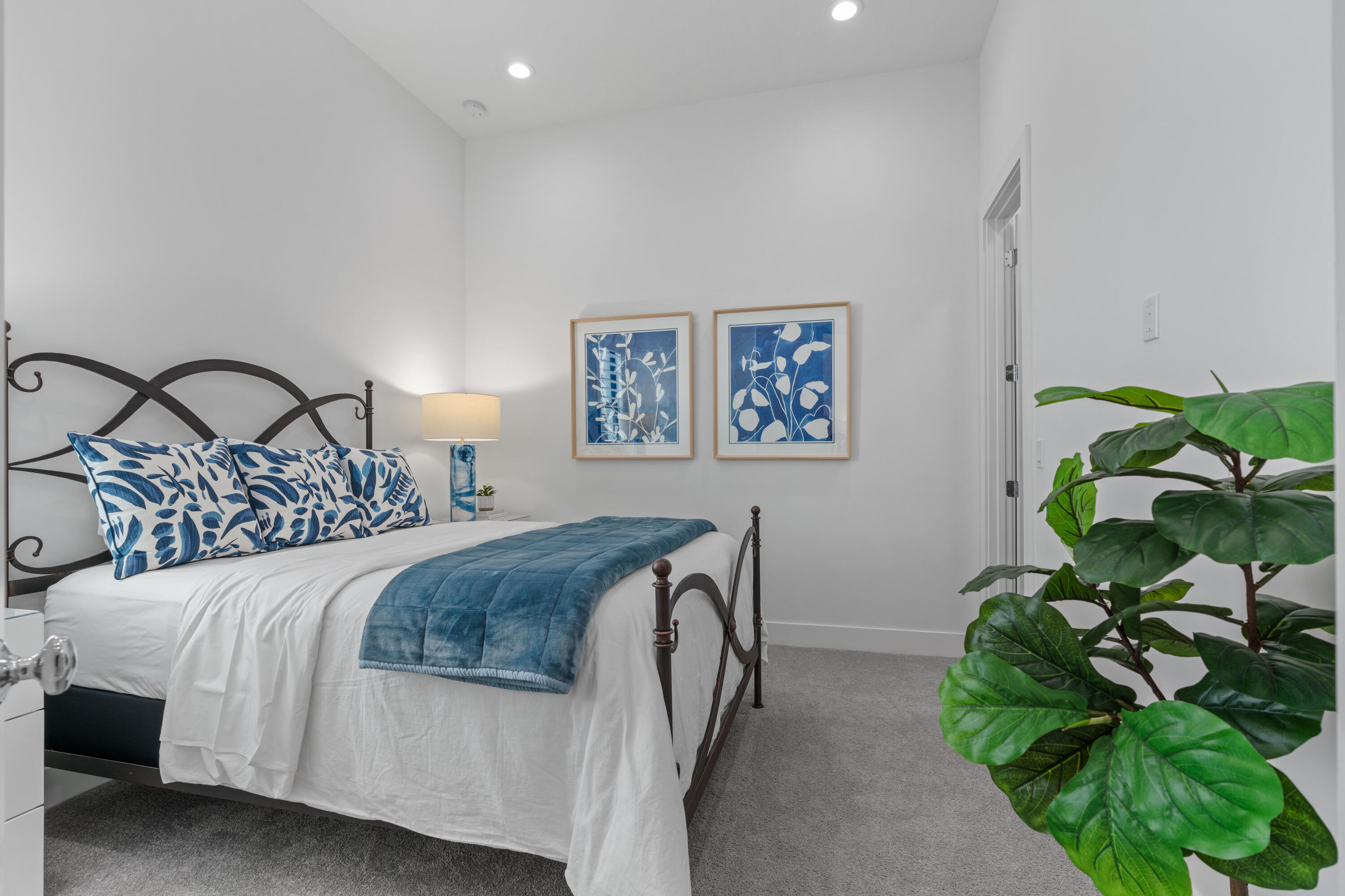 ARTISTRY - Residential Lease
