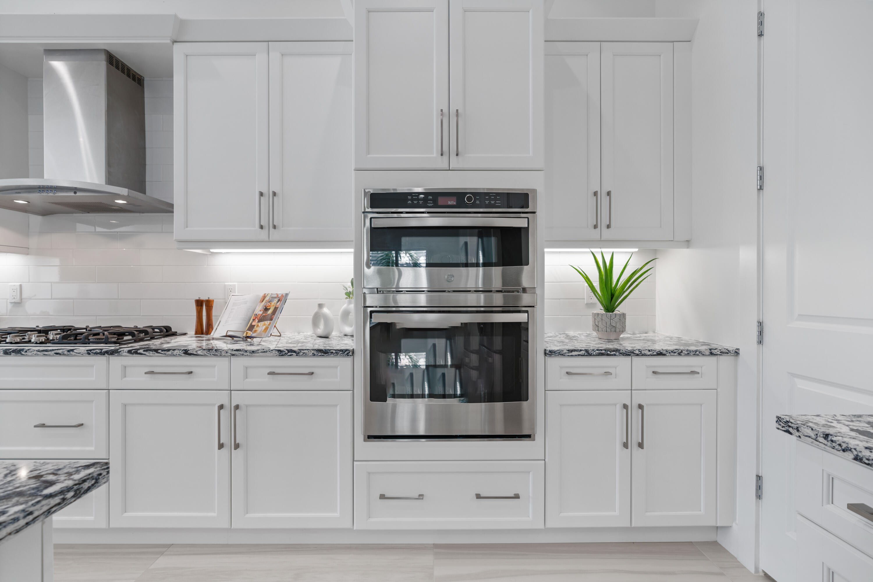 ARTISTRY - Residential Lease