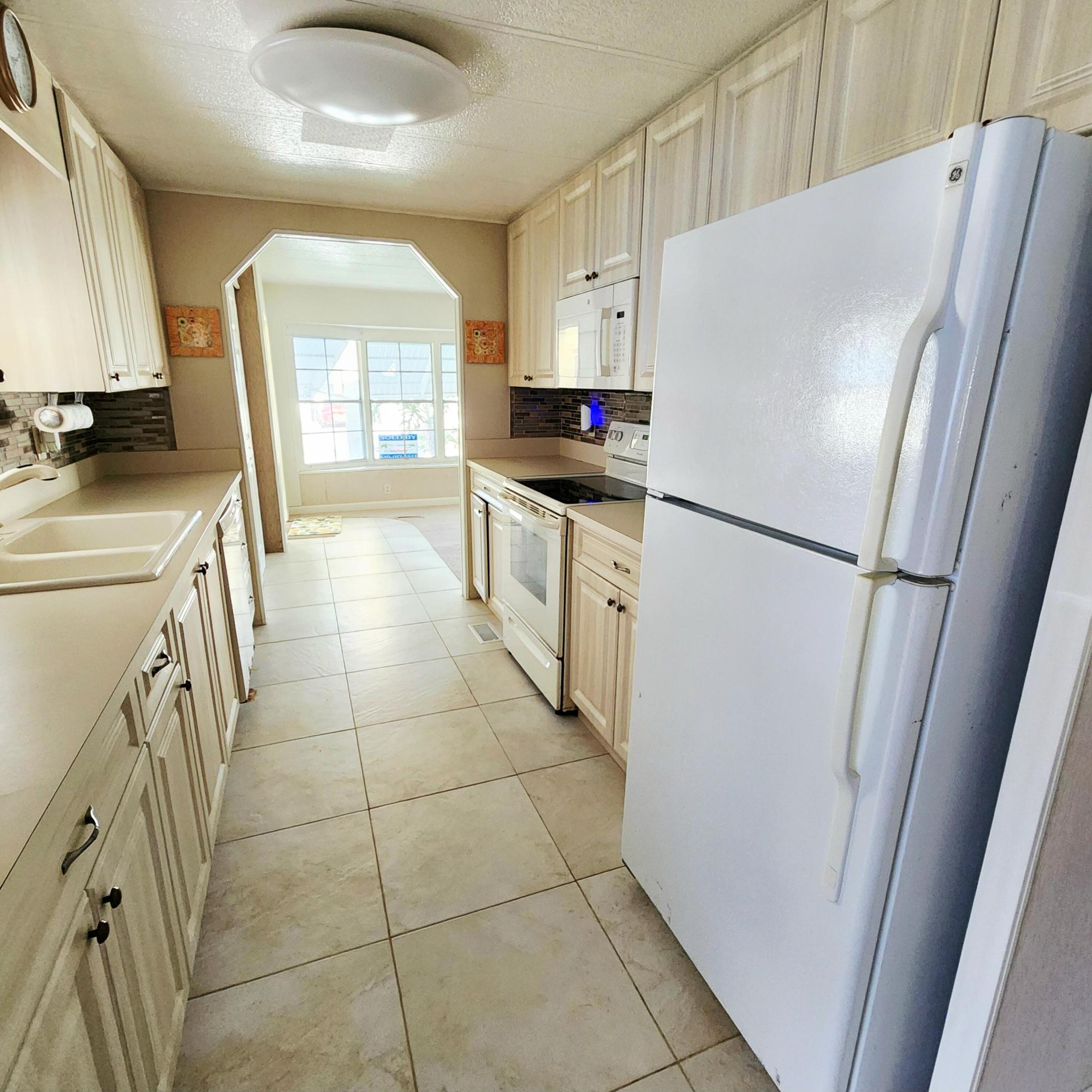 Spanish Lakes Golf Village - Residential