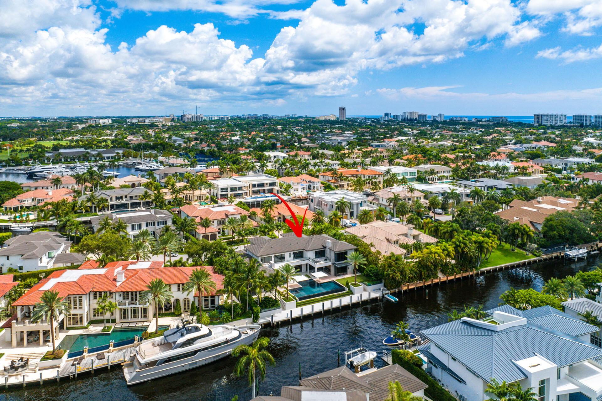 ROYAL PALM YACHT & COUNTRY CLUB - Residential