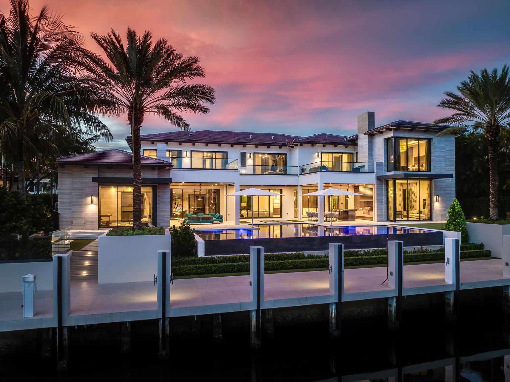 ROYAL PALM YACHT & COUNTRY CLUB - Residential