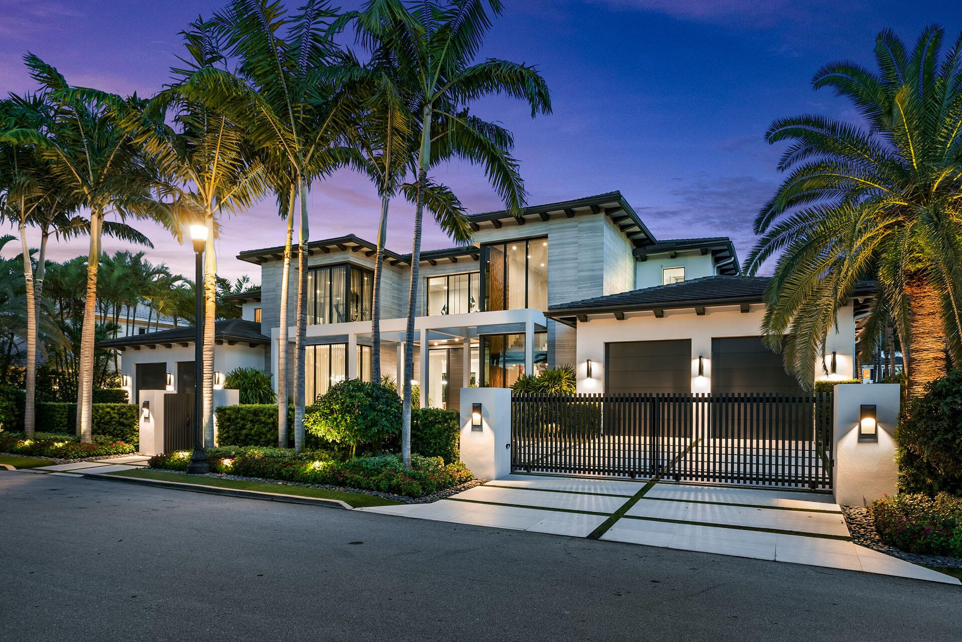 ROYAL PALM YACHT & COUNTRY CLUB - Residential