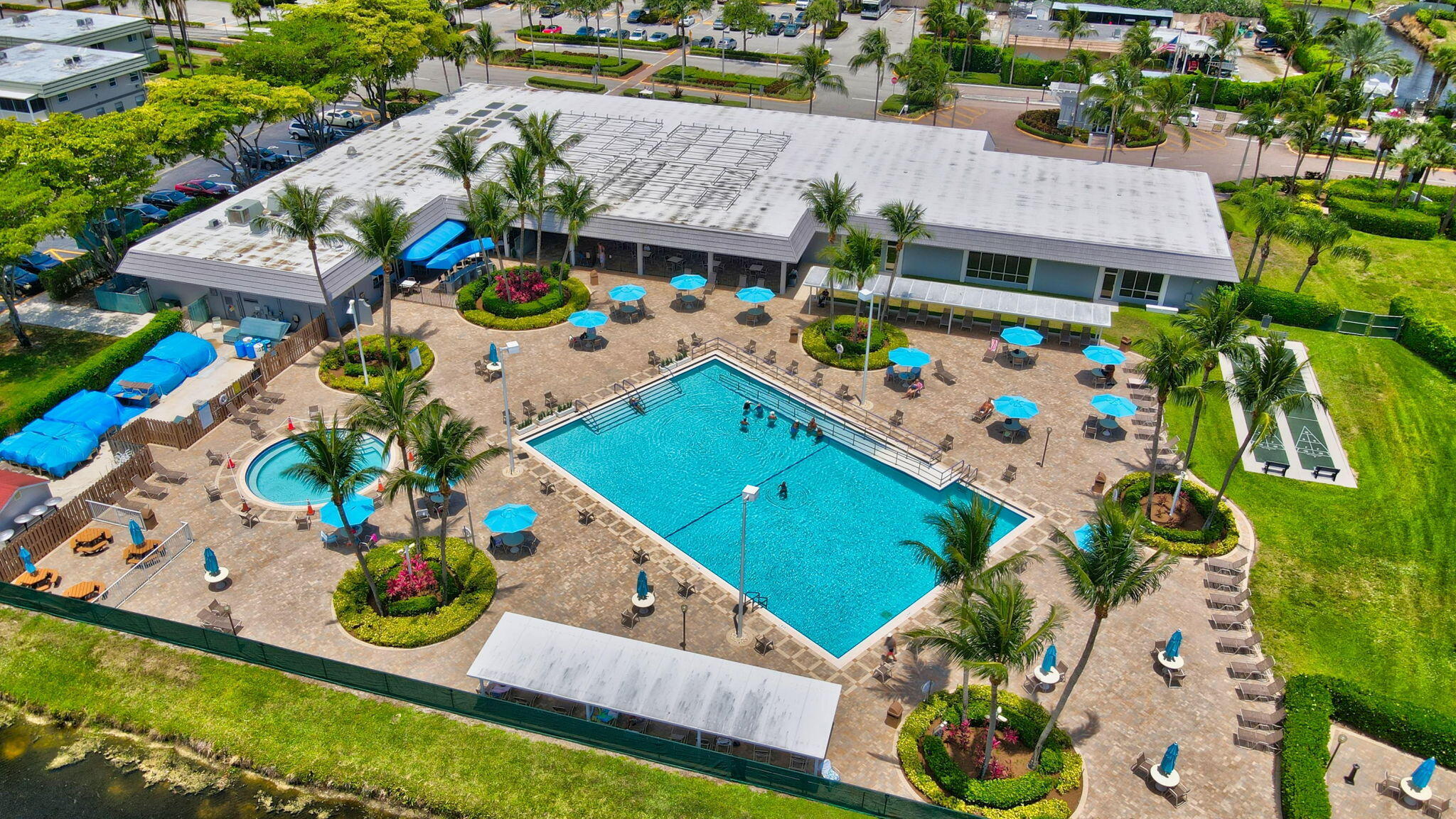 KINGS POINT VALENCIA CONDOS - Residential