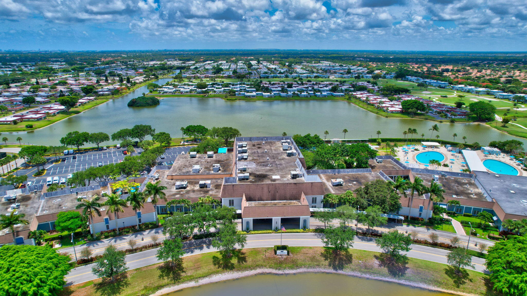 KINGS POINT VALENCIA CONDOS - Residential