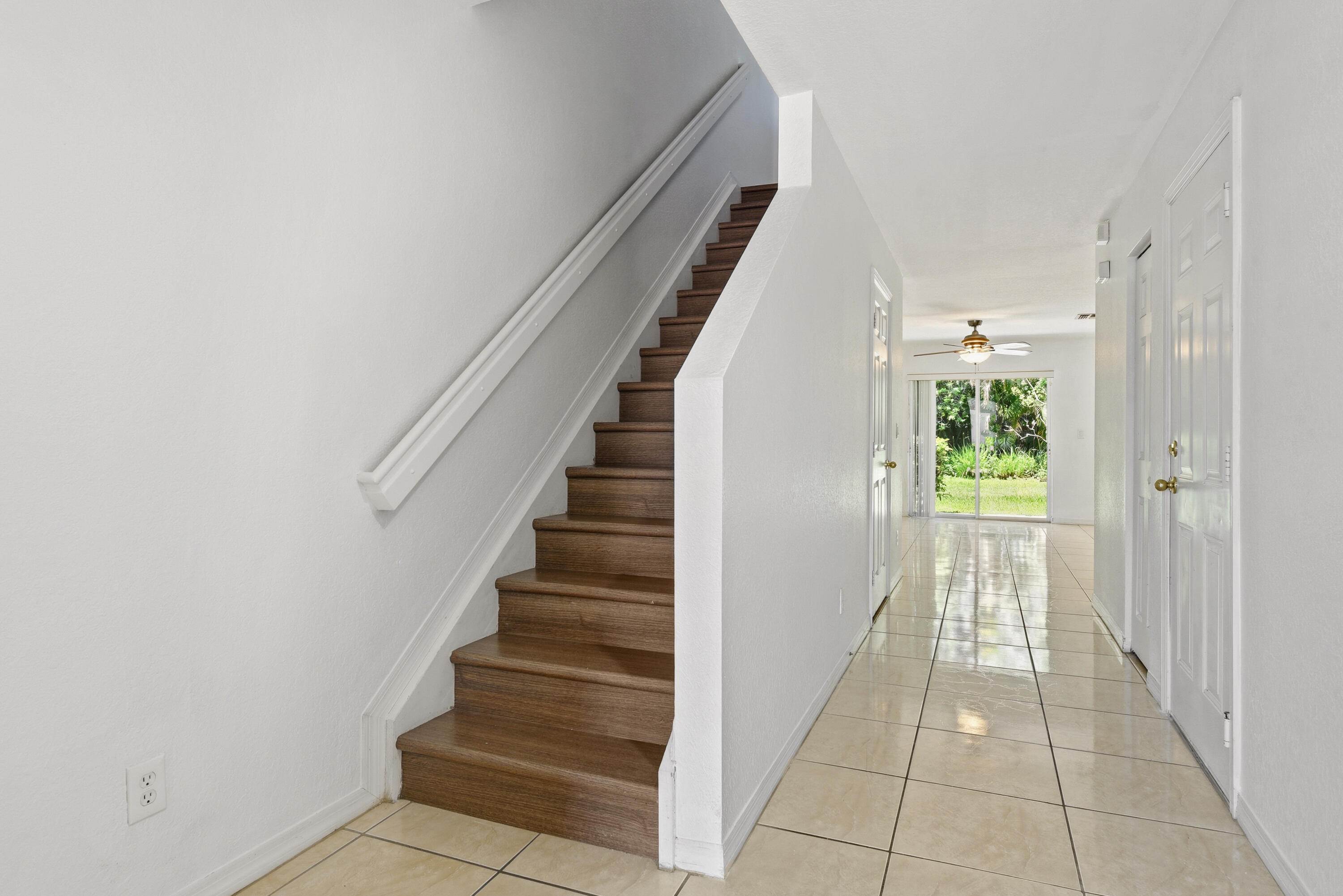 THIRD REPLAT OF PORTOFINO ISLES - Residential