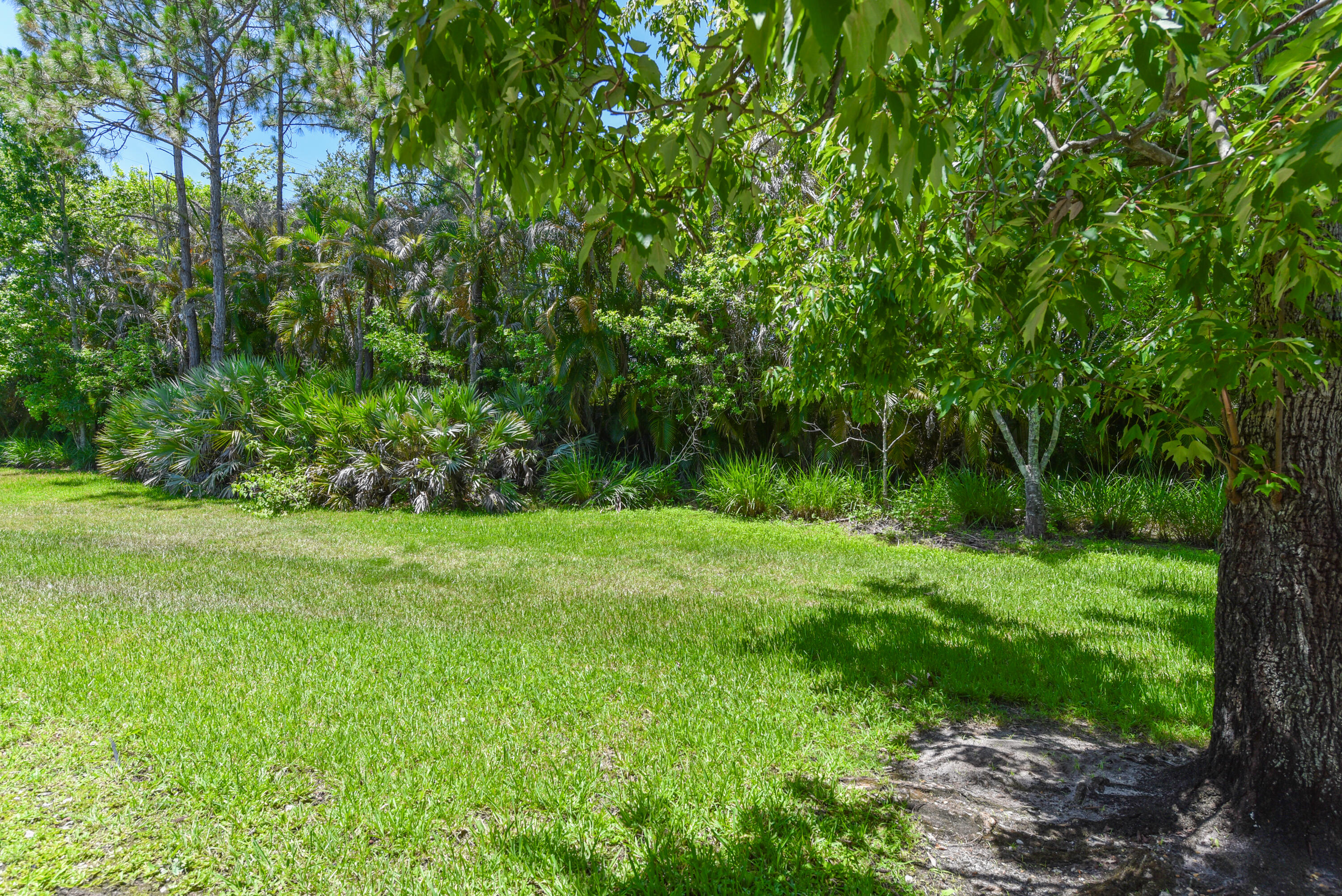 THIRD REPLAT OF PORTOFINO ISLES - Residential