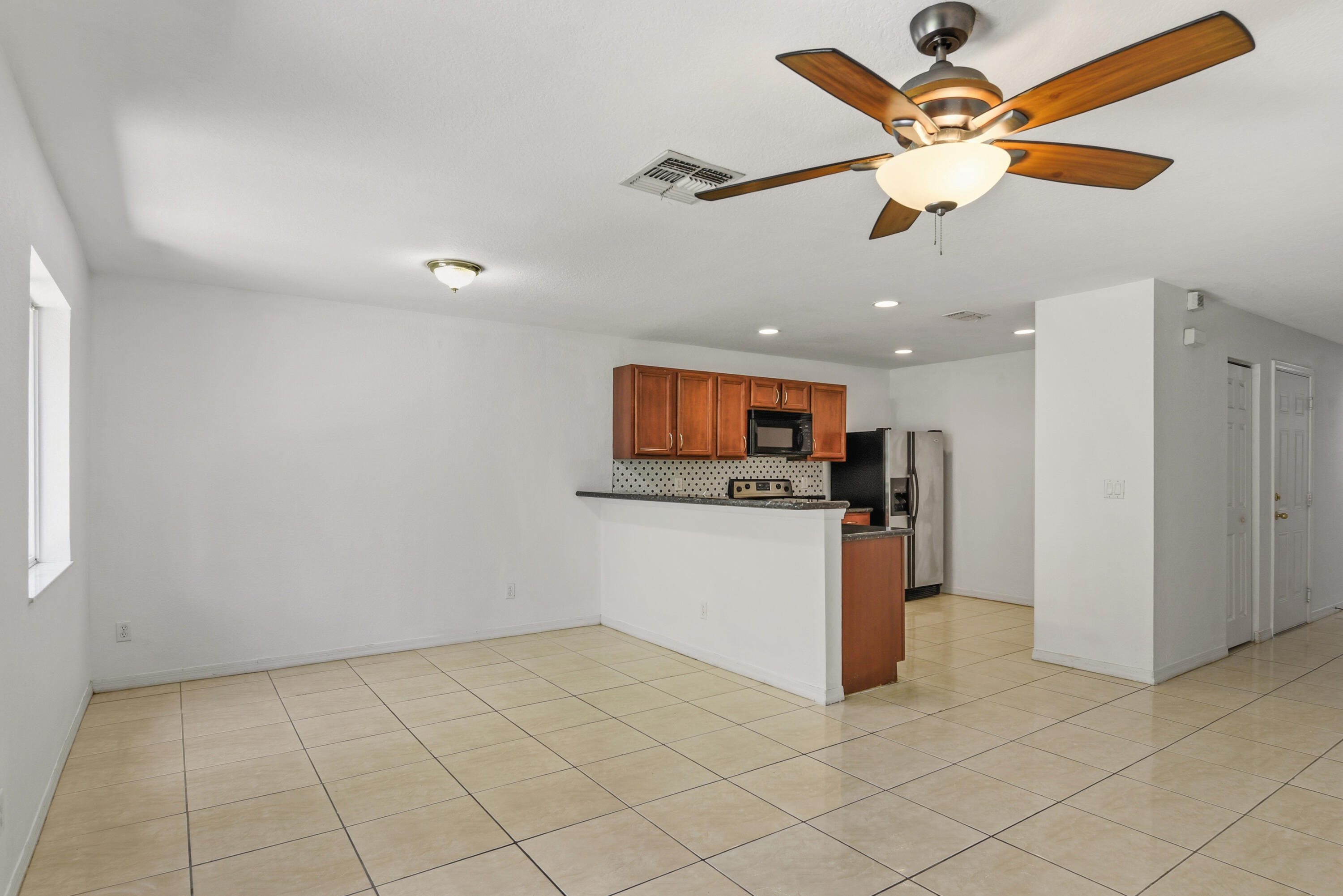 THIRD REPLAT OF PORTOFINO ISLES - Residential