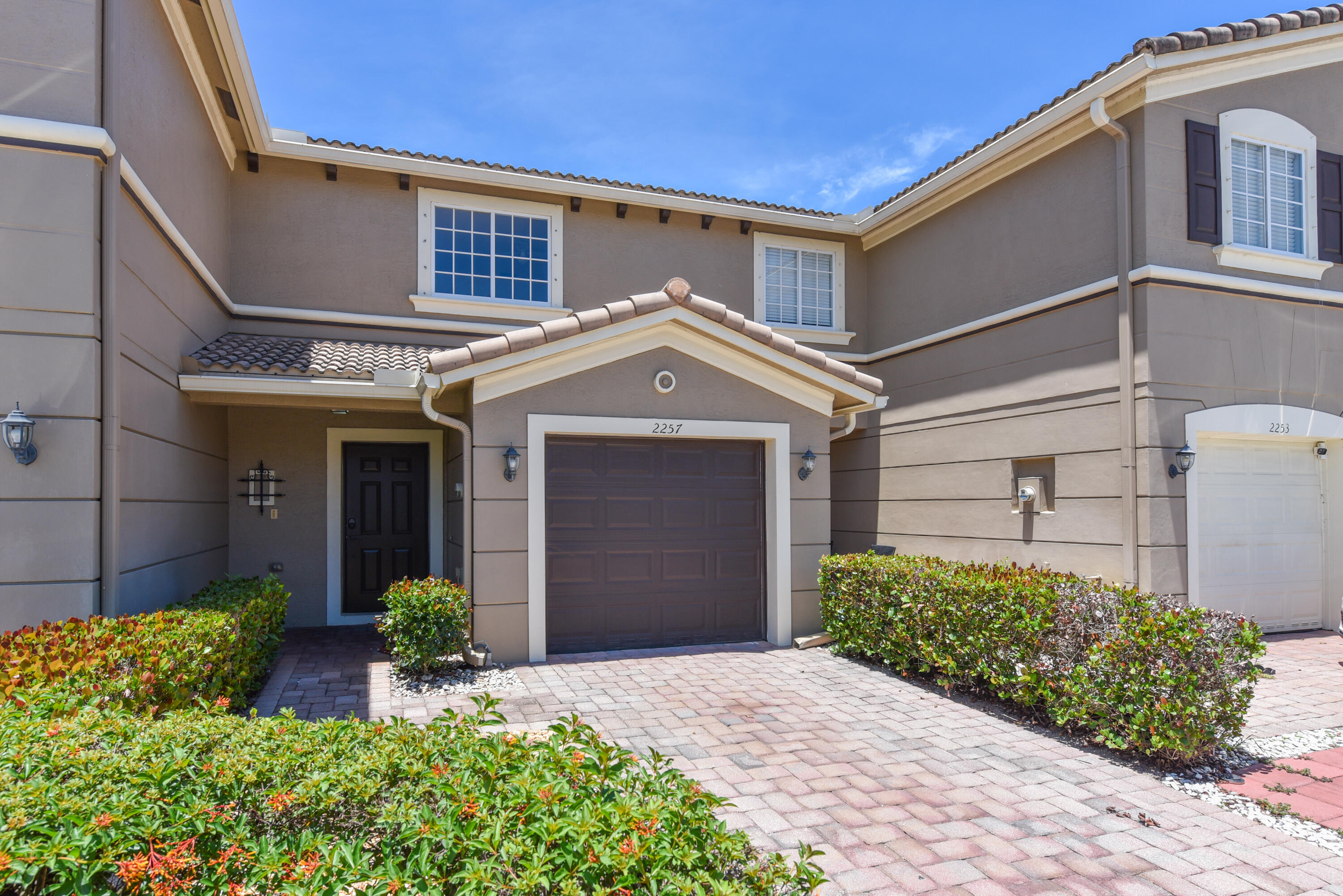 THIRD REPLAT OF PORTOFINO ISLES - Residential