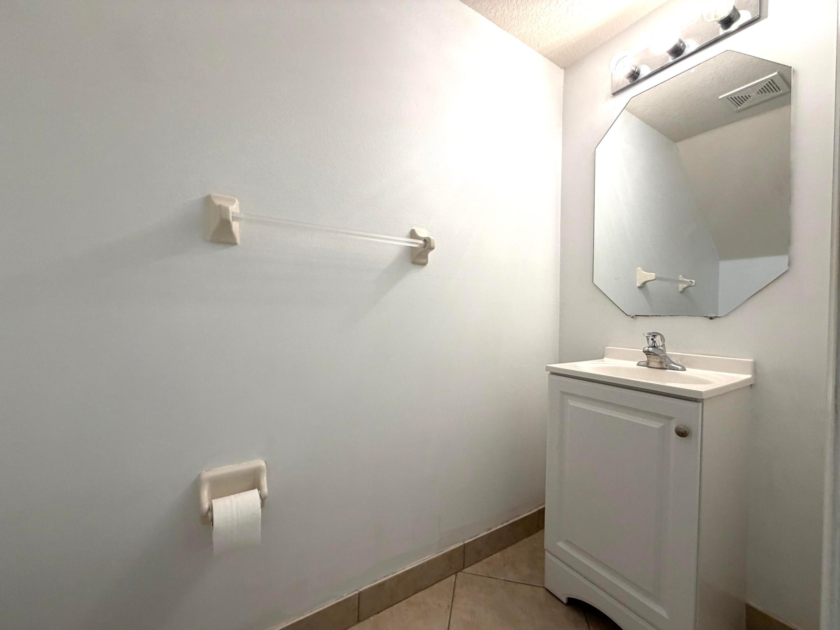 THIRD REPLAT OF PORTOFINO ISLES - Residential