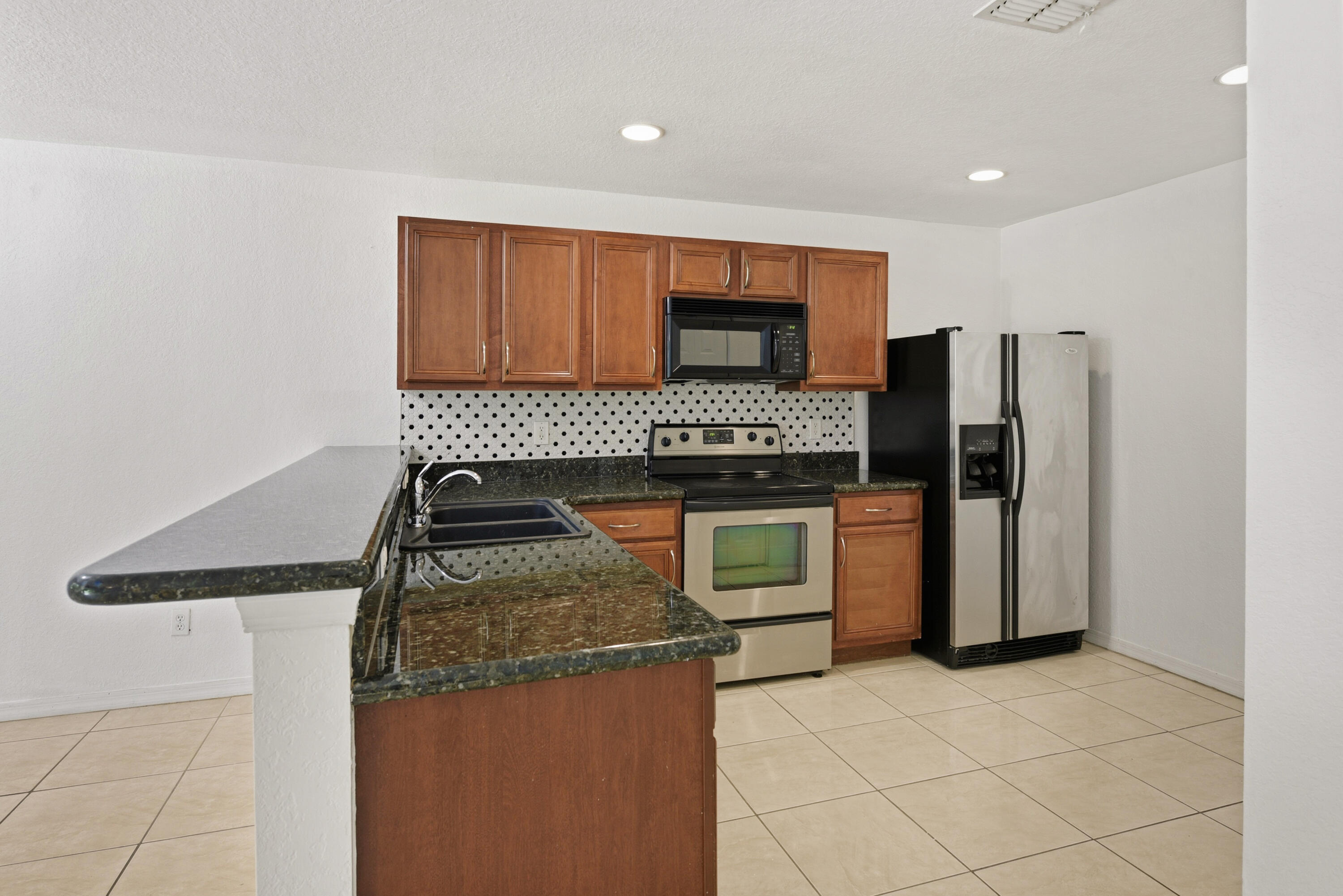THIRD REPLAT OF PORTOFINO ISLES - Residential