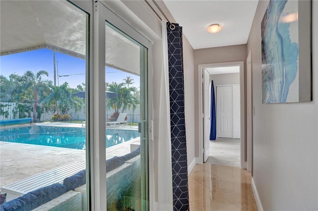 CORAL RIDGE ISLES - Residential