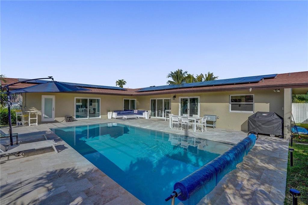 CORAL RIDGE ISLES - Residential
