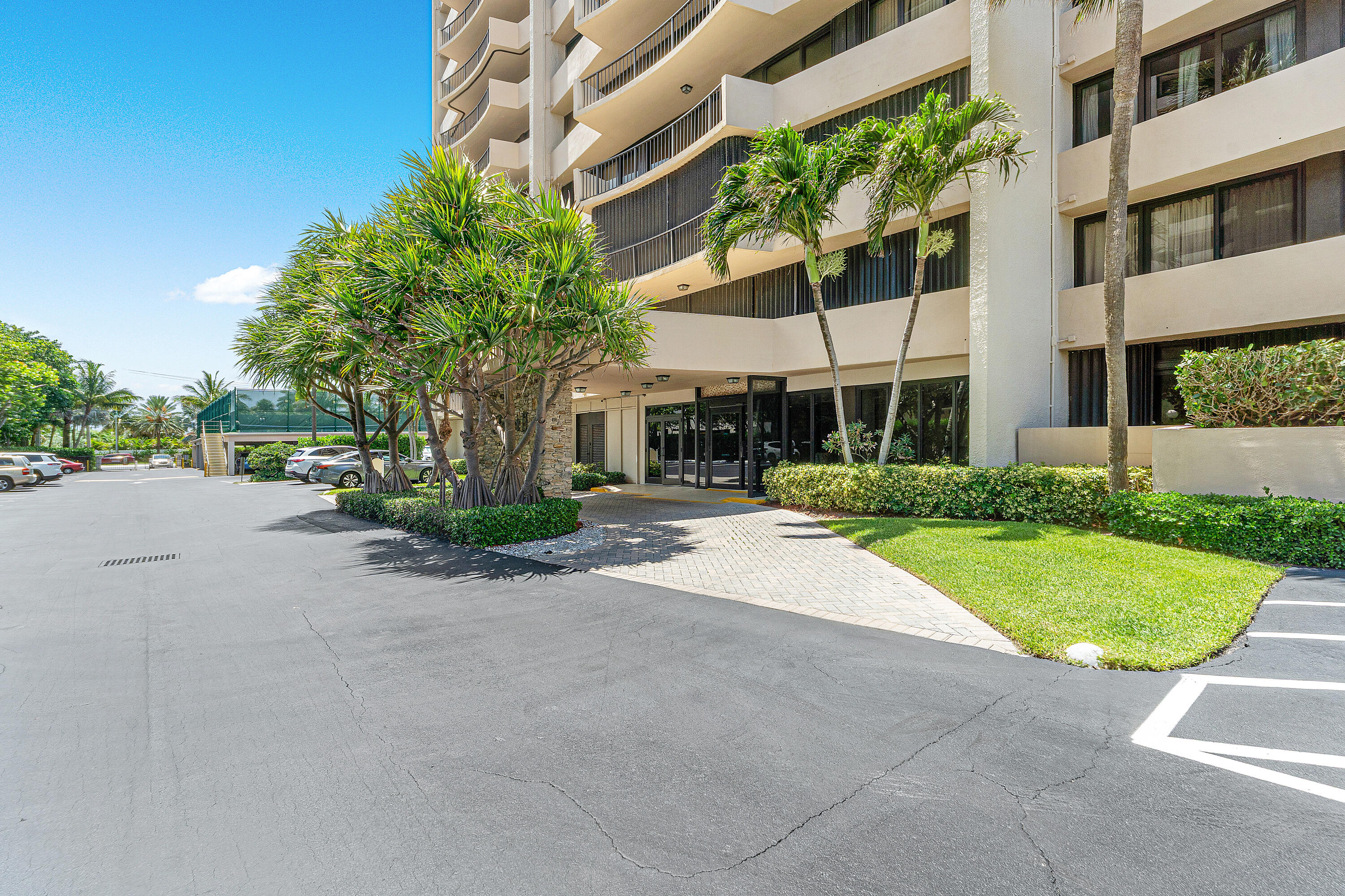 COTE D AZUR CONDO - Residential