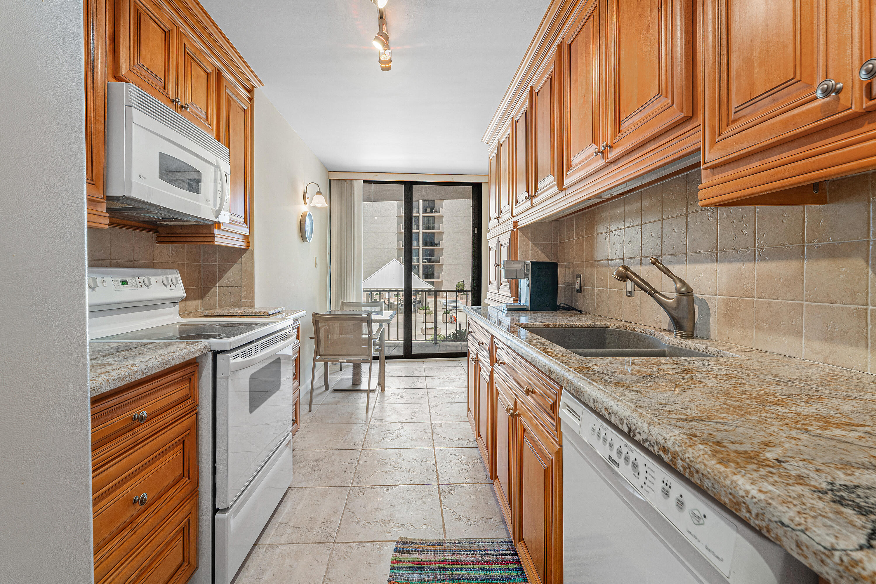 COTE D AZUR CONDO - Residential