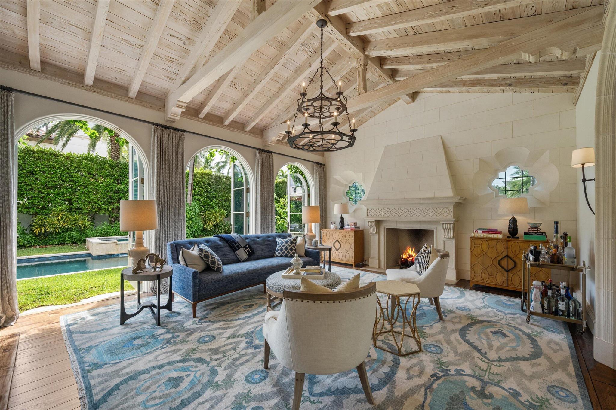 OCEAN PARK H W ROBBINS ADD IN - Residential