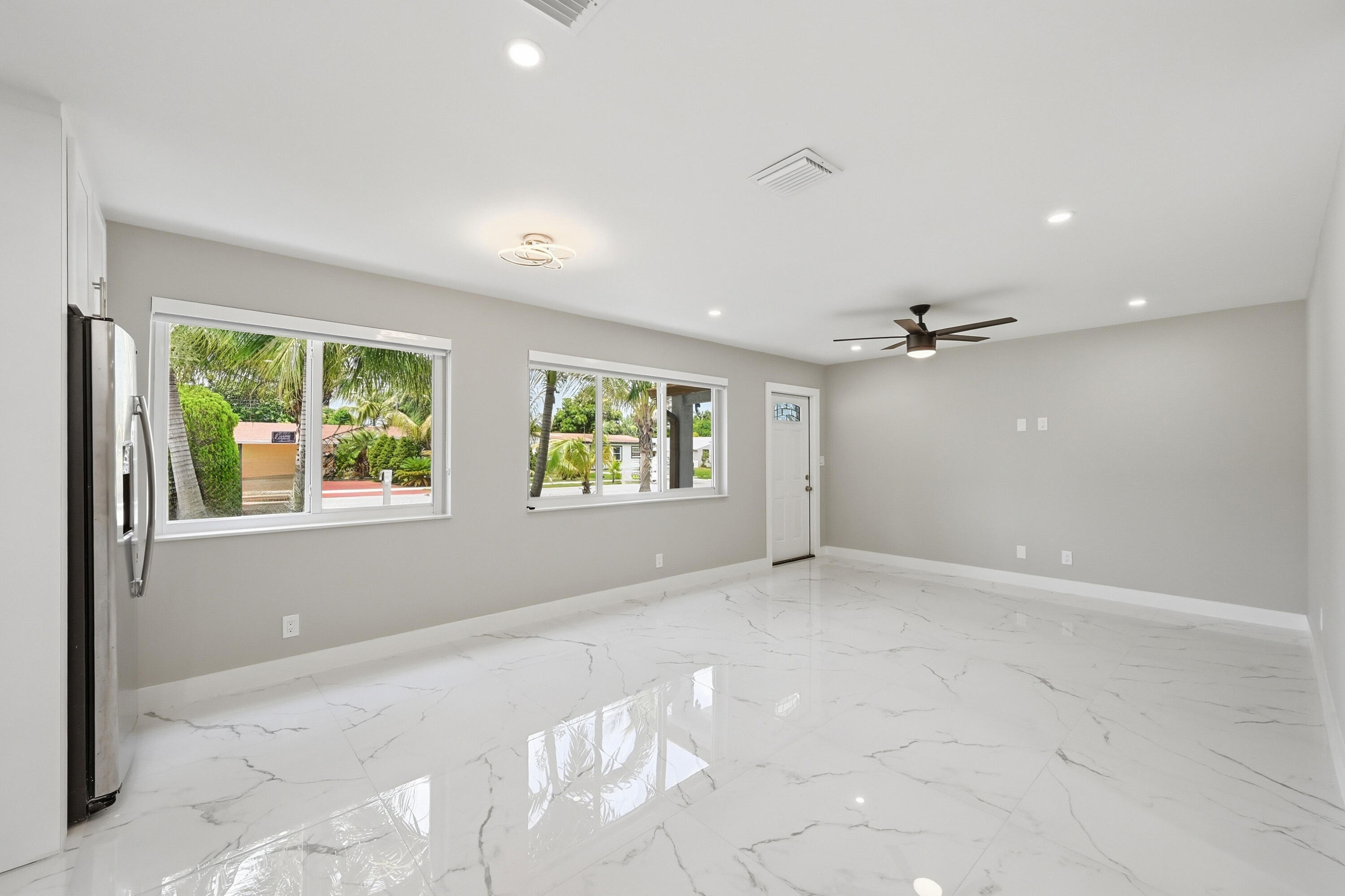 POMPANO PARK SEC 1 - Residential Lease